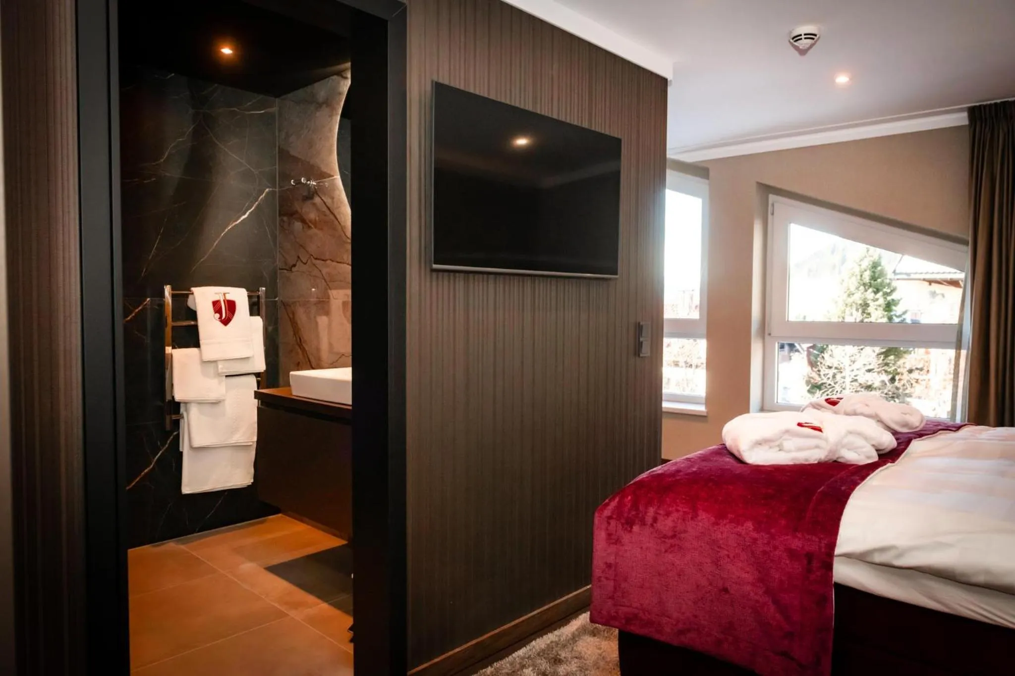 Bed in Hotel Jakobwirt Westendorf