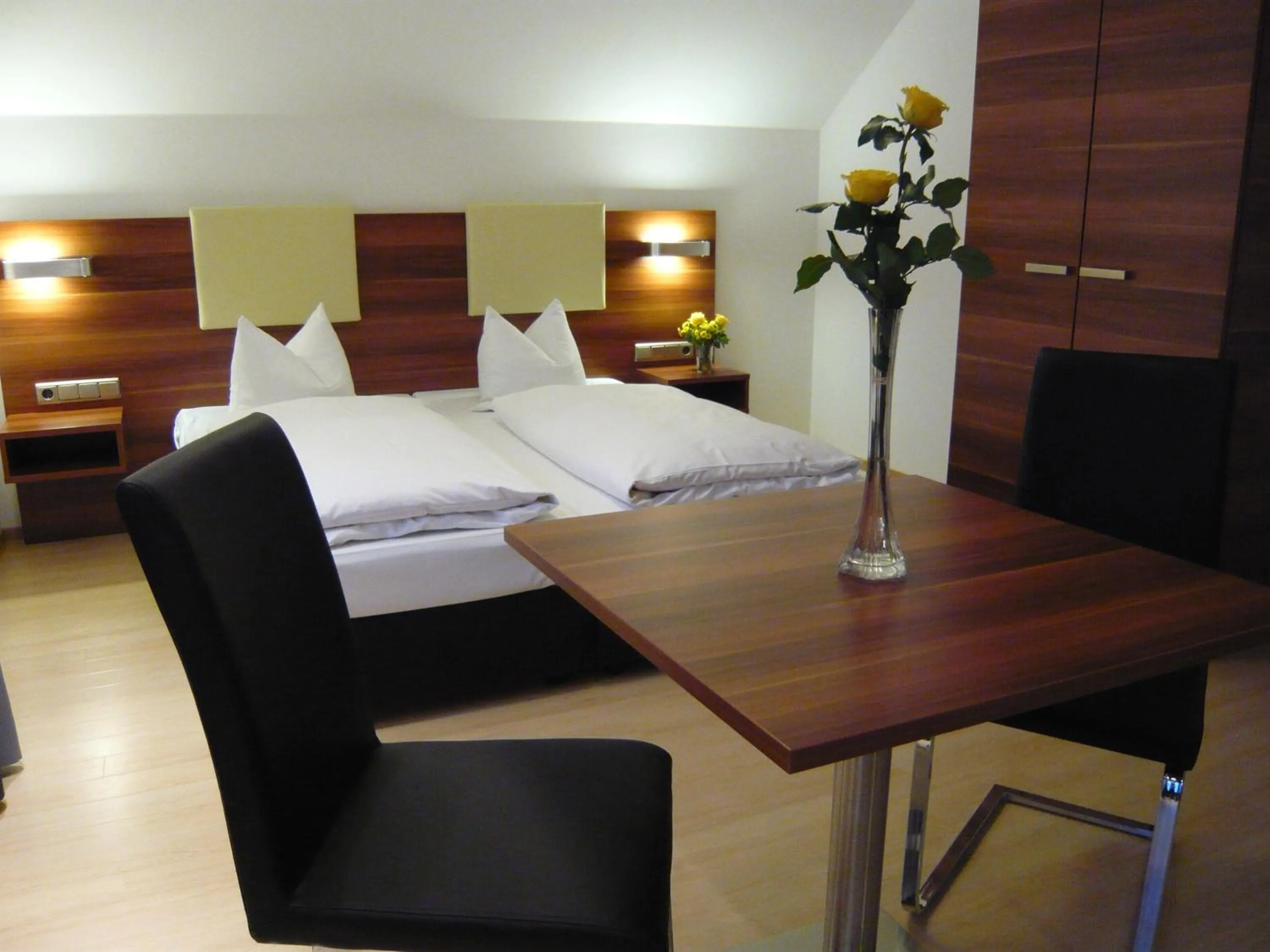 Photo of the whole room, Bed in Hotel Das Essigmanngut