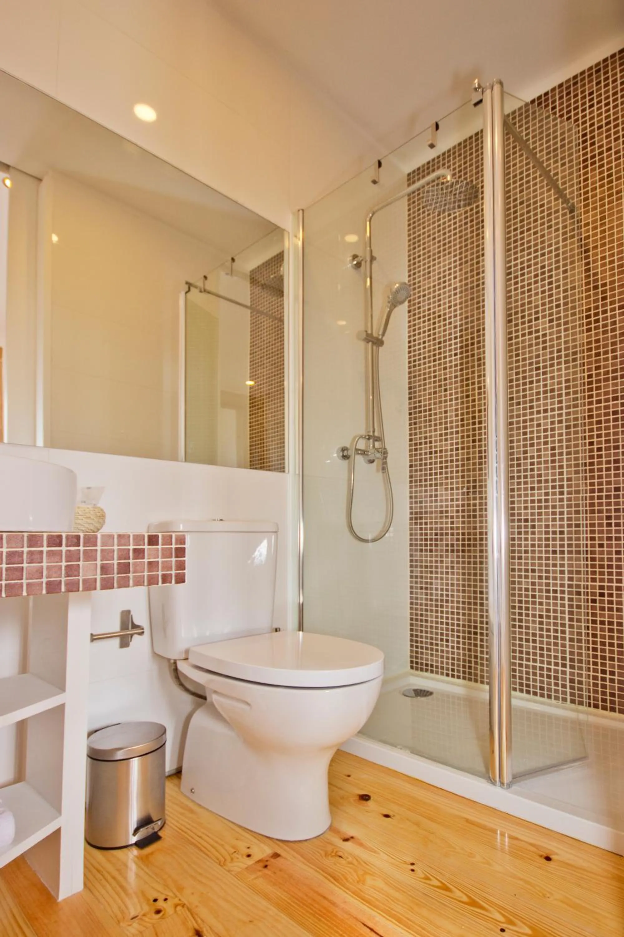 Bathroom in MyStay Porto Bolhão