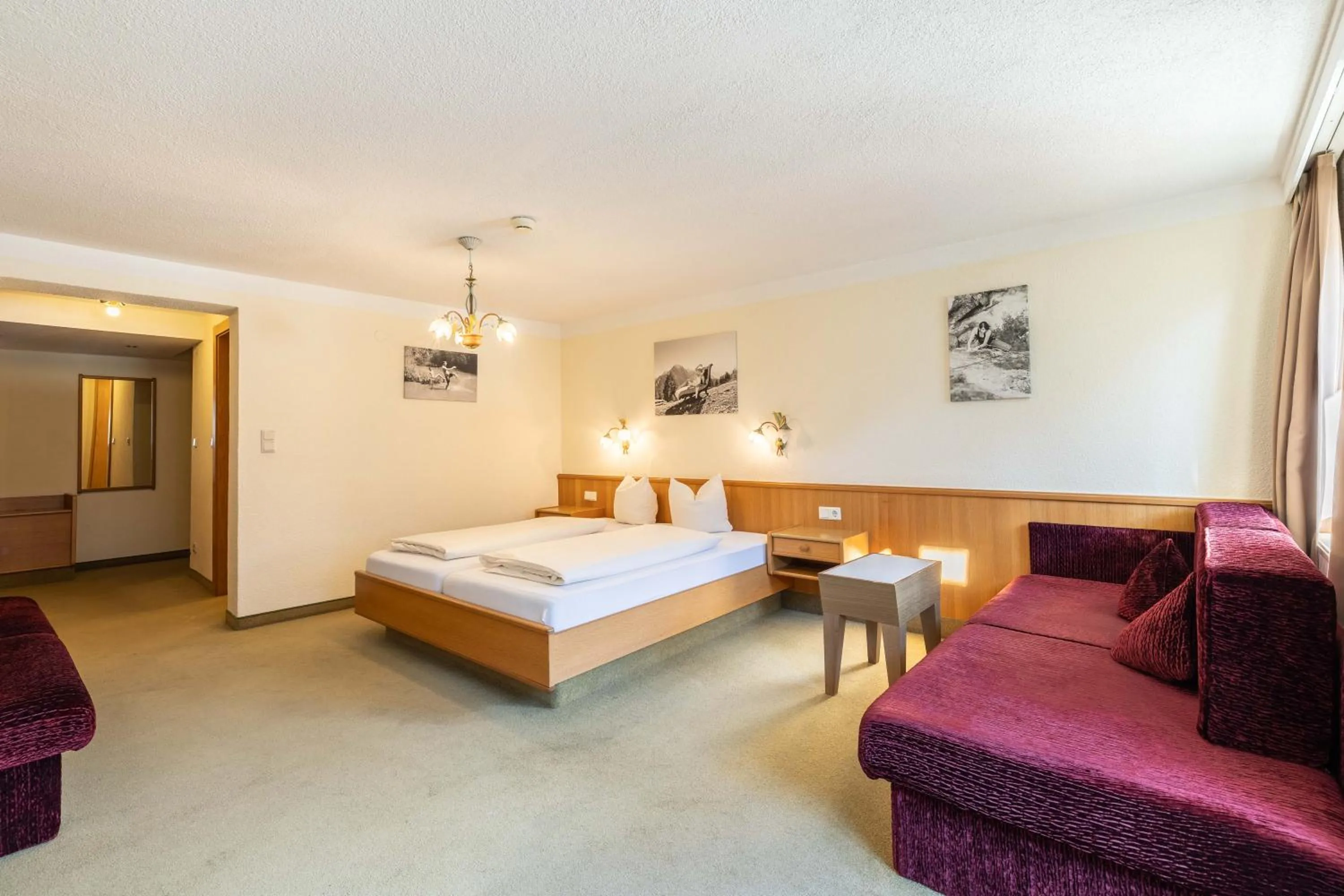 Bed in keyone rooms Tarrenz