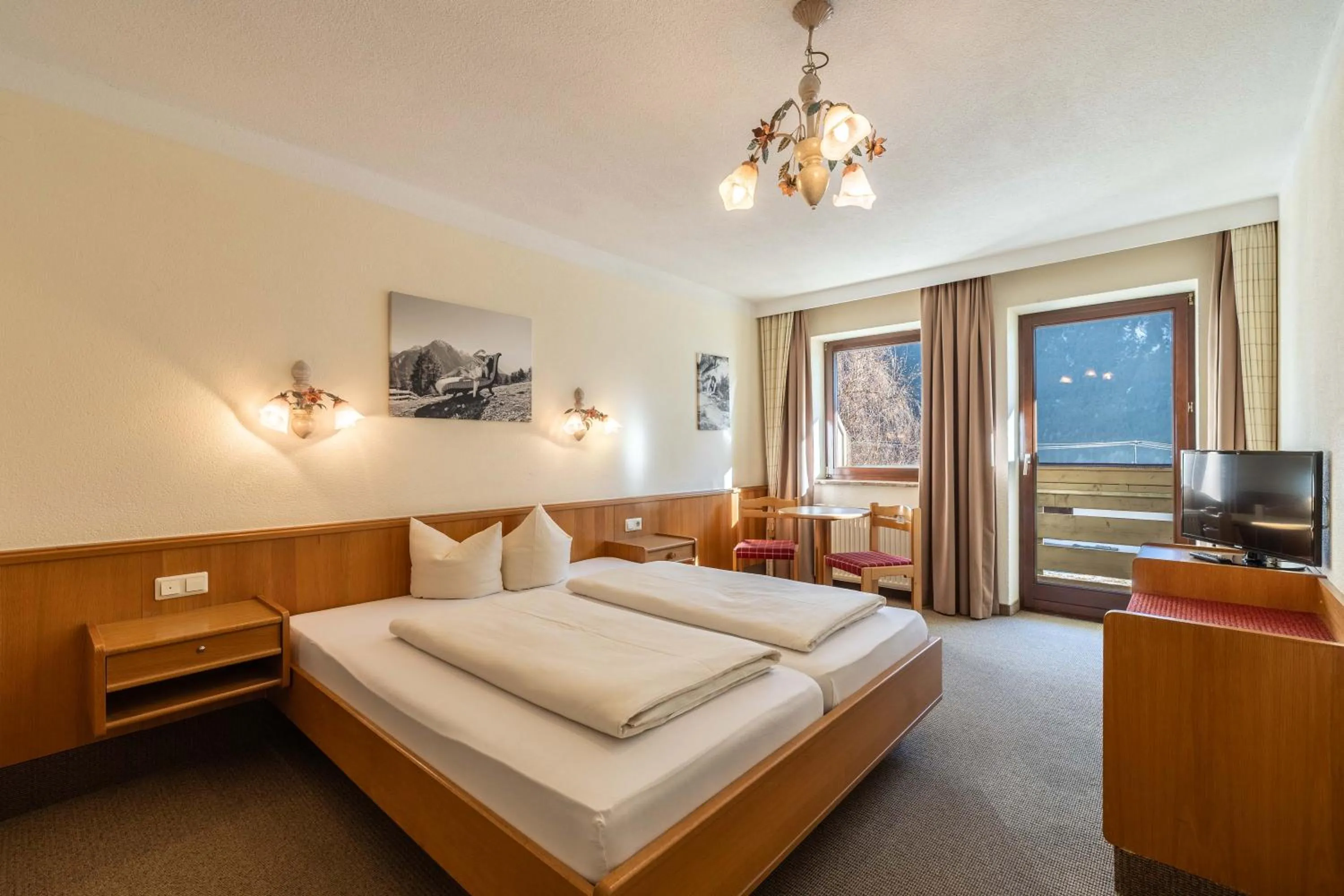 Bed in keyone rooms Tarrenz