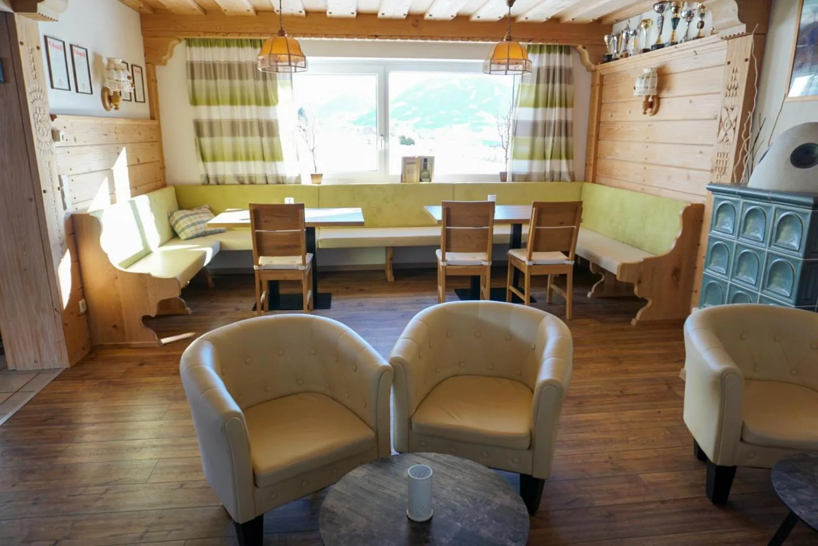 Living room in Hotel Ramsaueralm