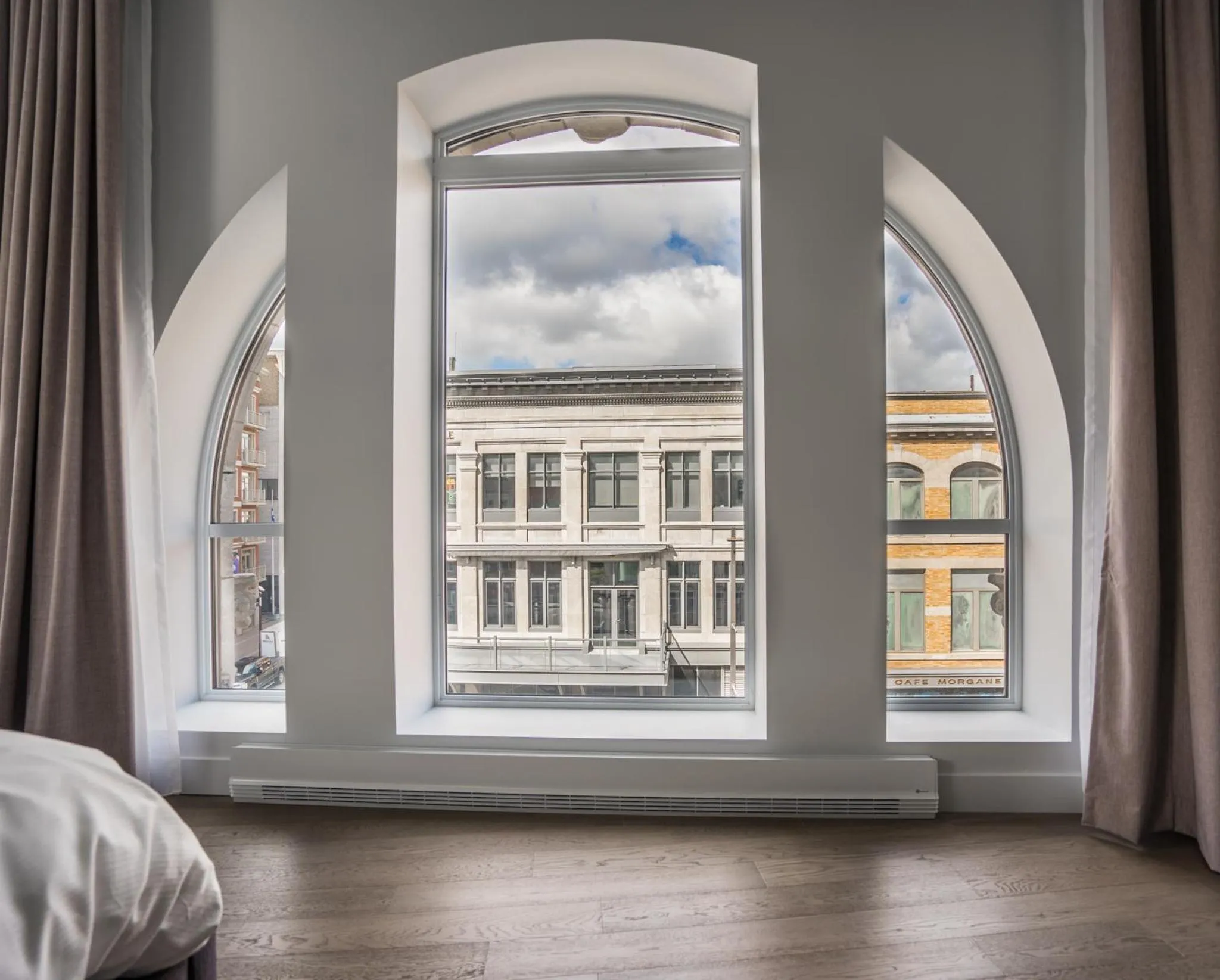 Bed in Hotel Oui GO!