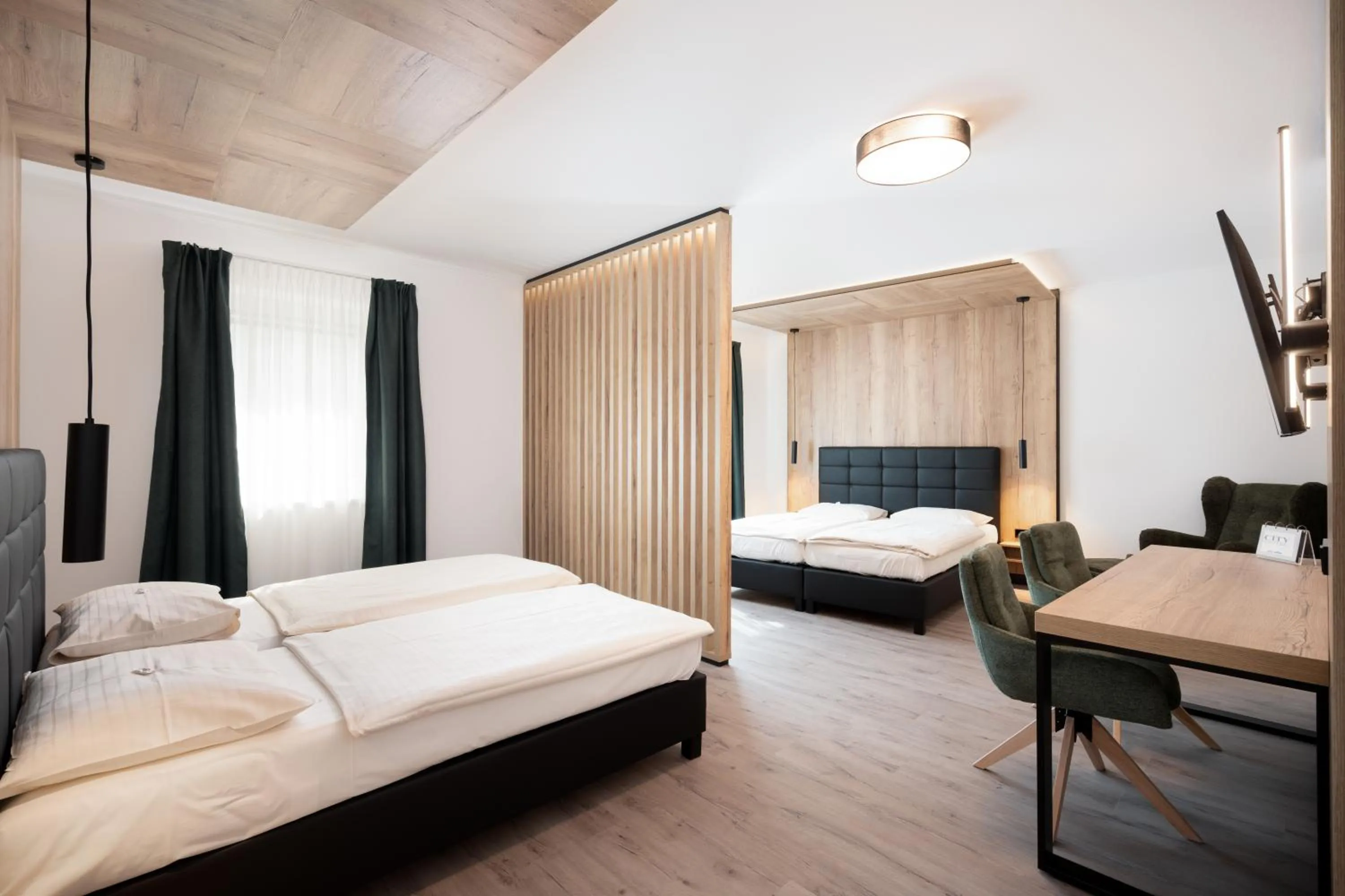 Photo of the whole room, Bed in City Hotel Stockerau