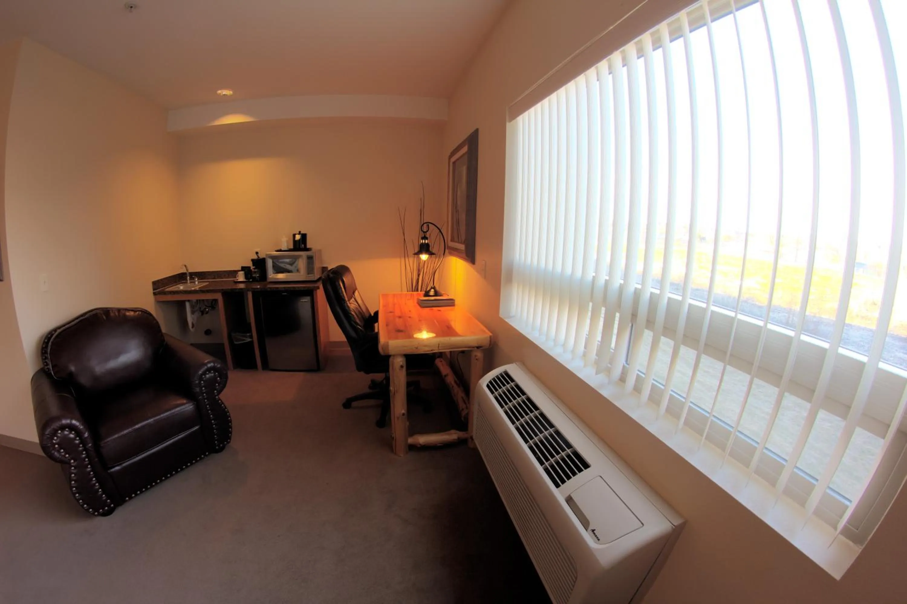 Living room in Quality Inn Selah North Park