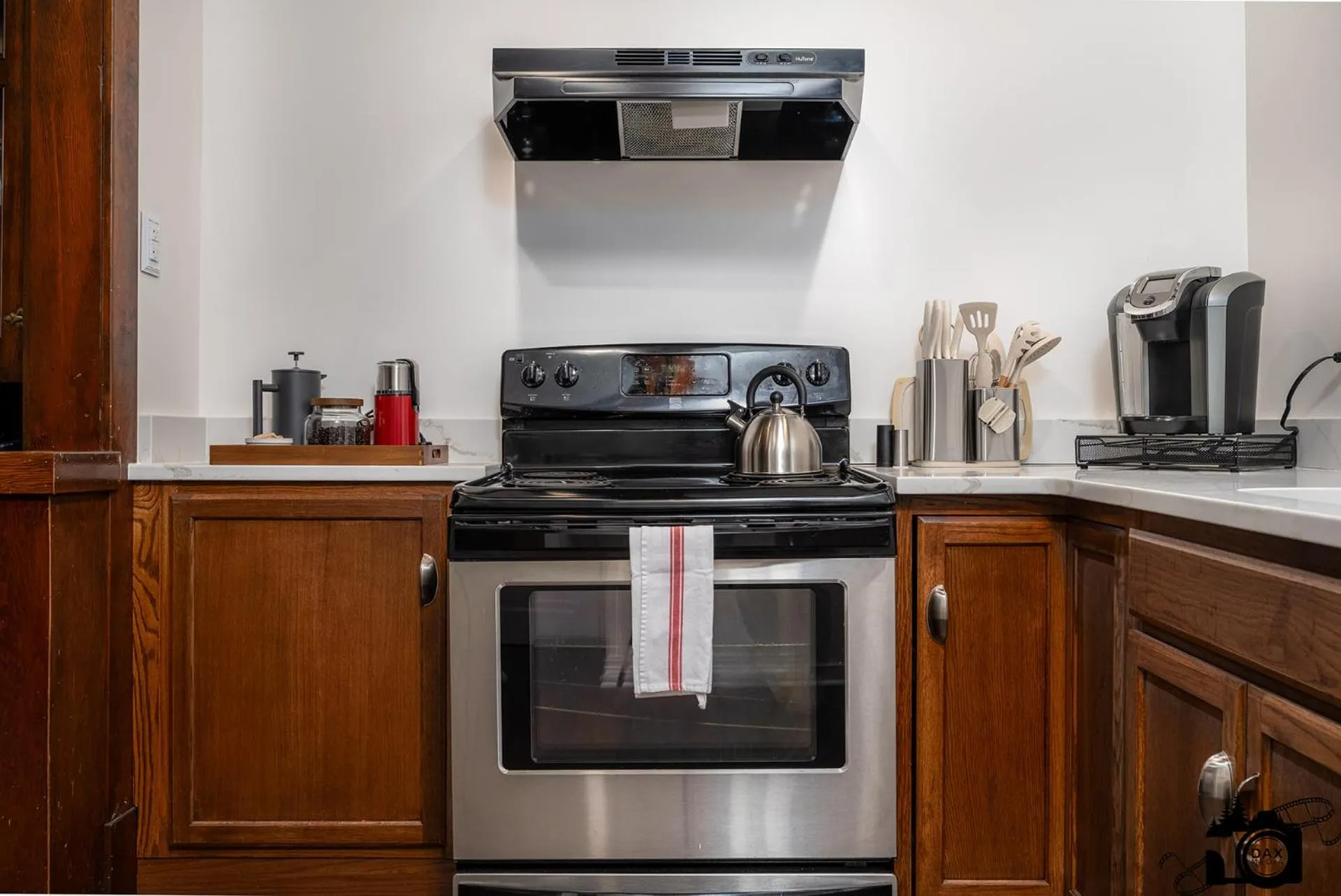 Brown & Hawkins Historical Apartments