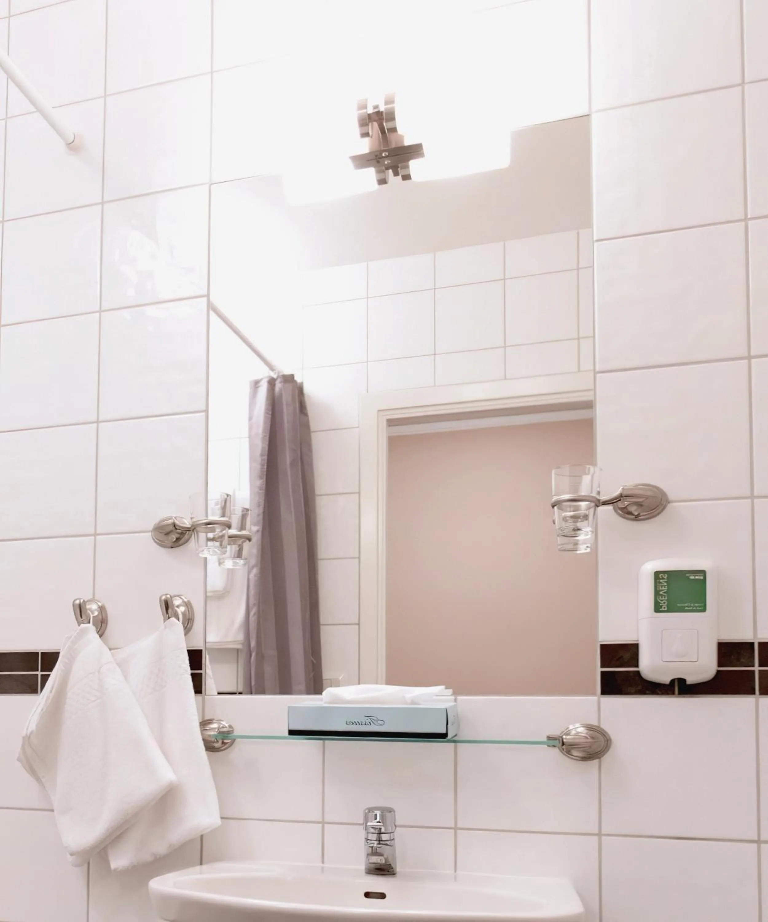 Shower in Eksjö Stadshotell