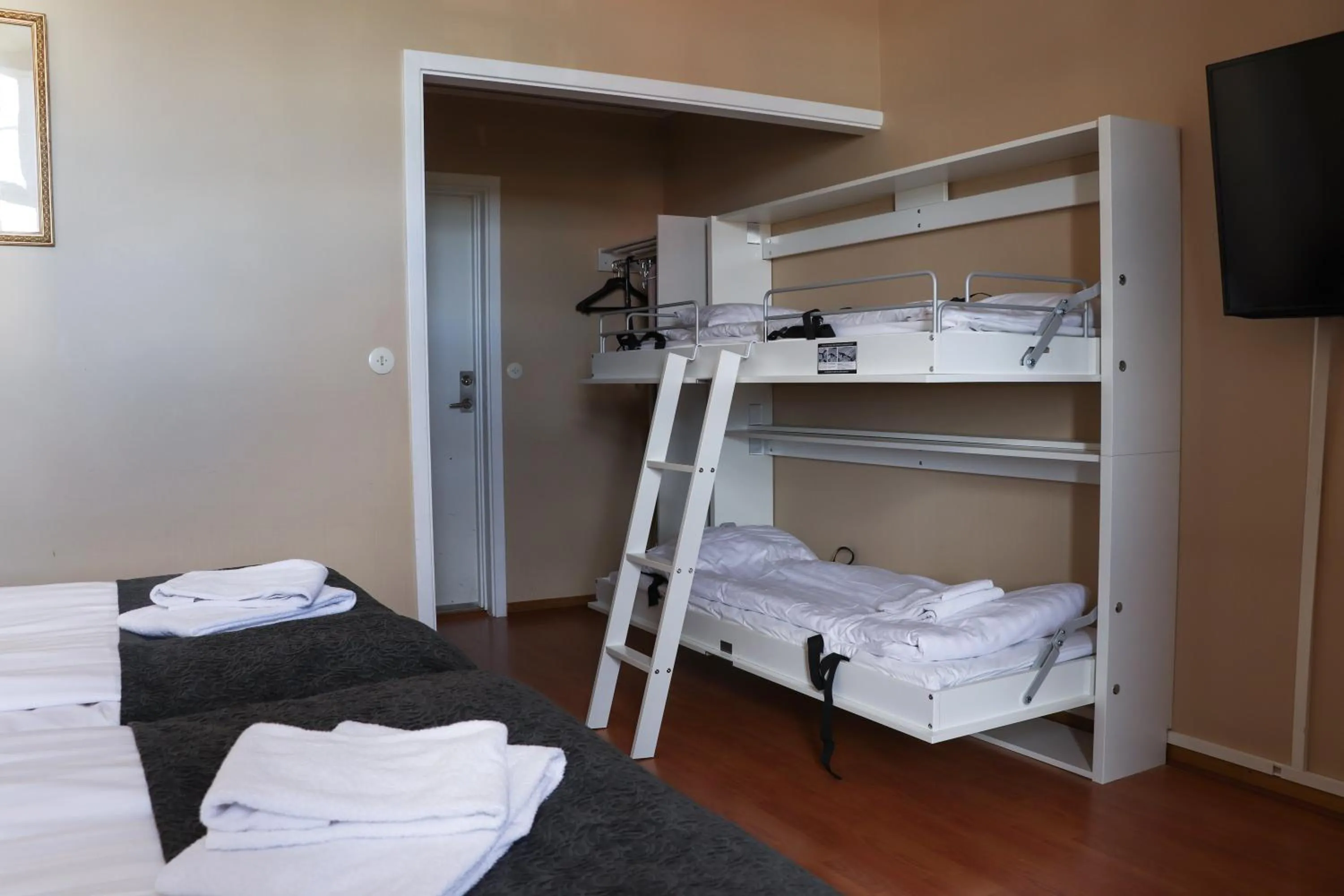 Bedroom, Bed in Eksjö Stadshotell