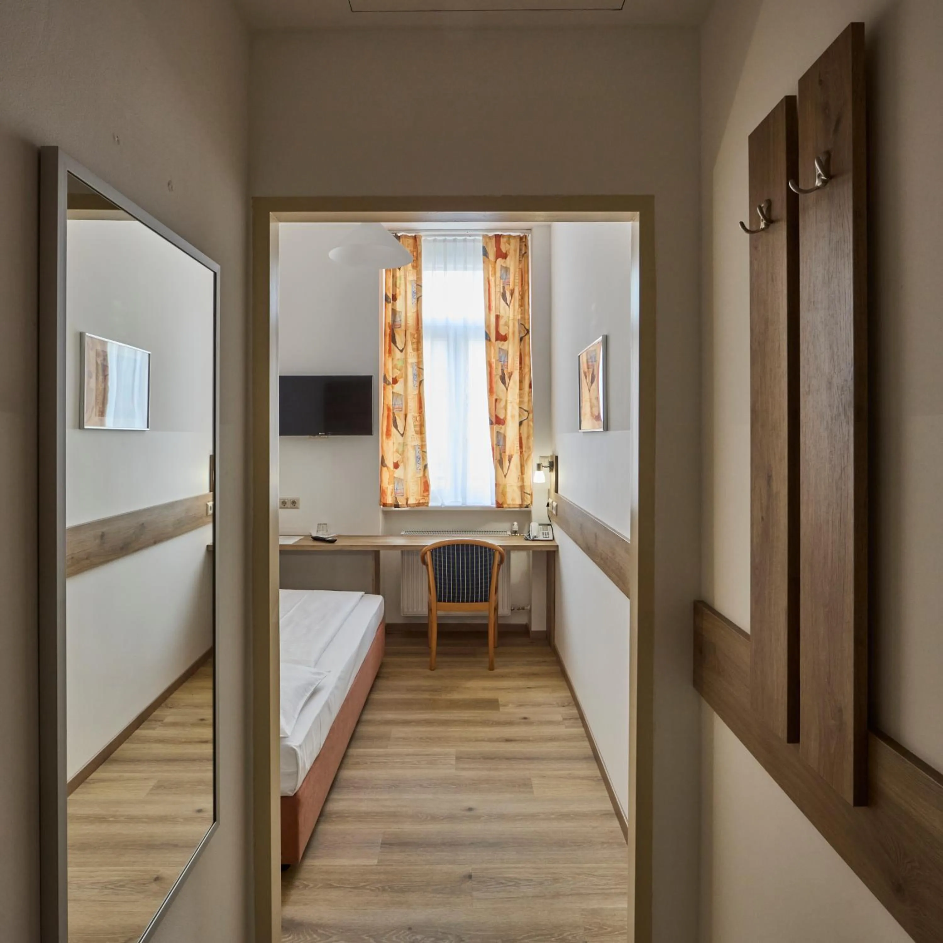 Bed in Hotel Terminus