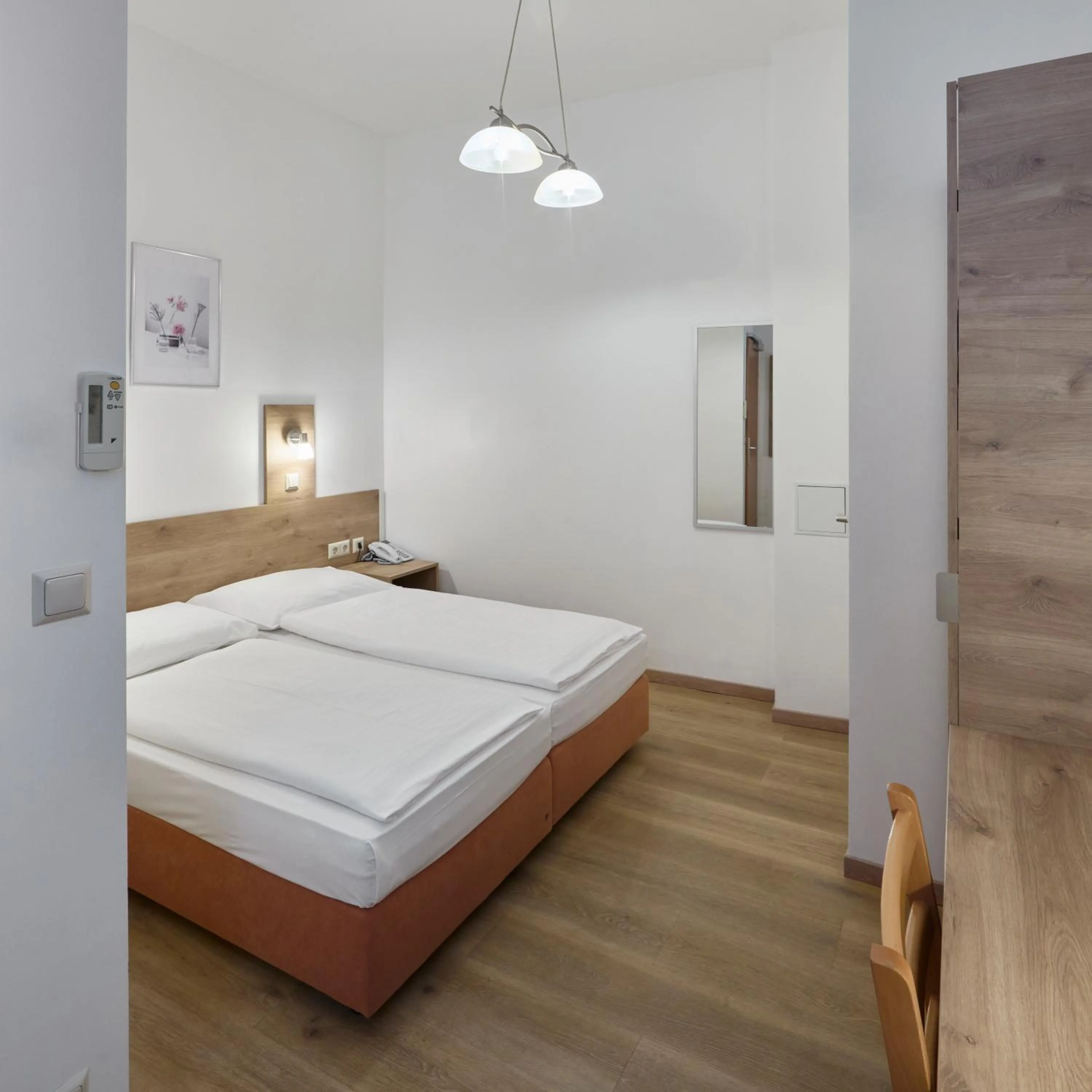 Bed in Hotel Terminus