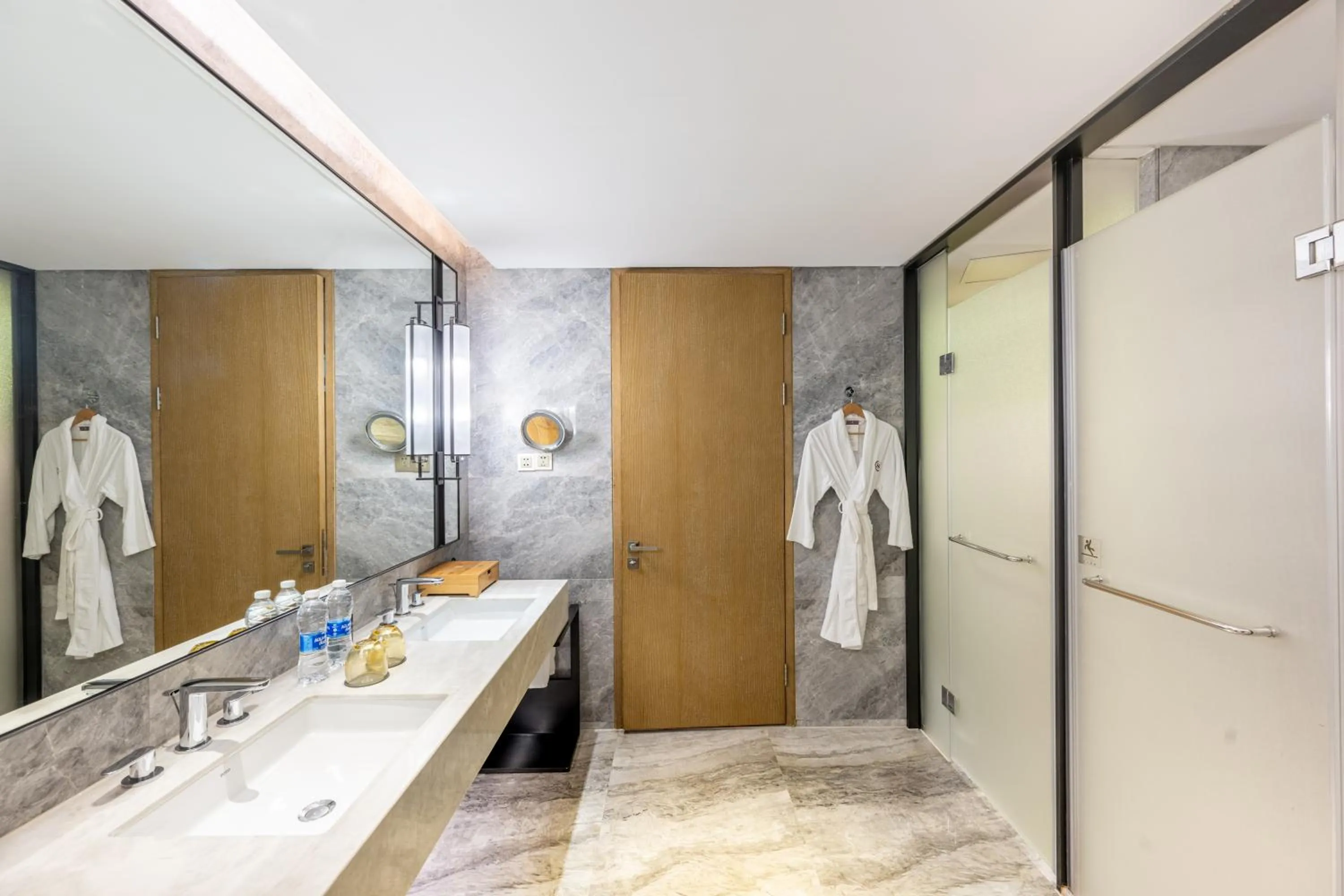 Bathroom in Sheraton Grand Hangzhou Binjiang Hotel