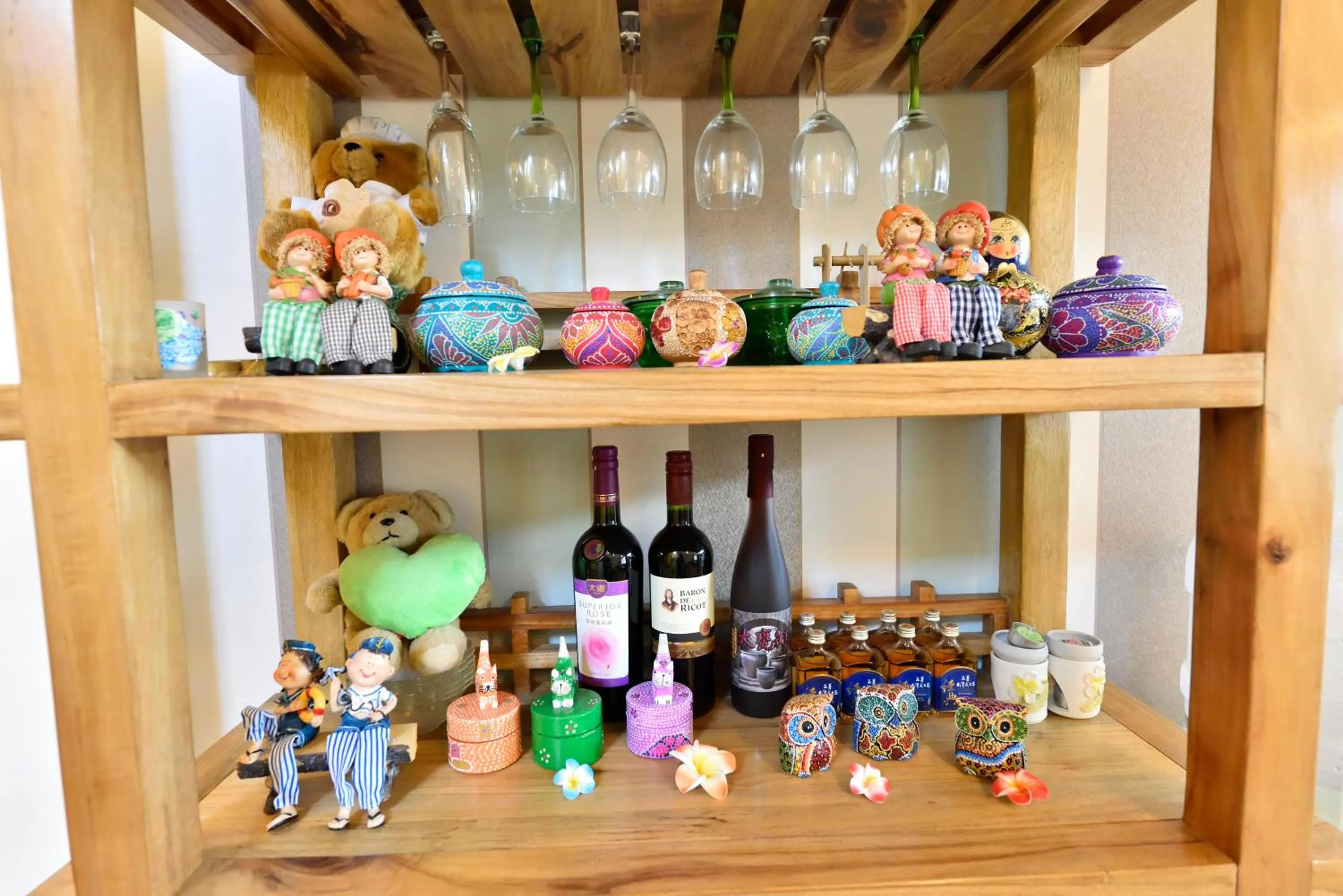 Decorative detail in Avenue B&B