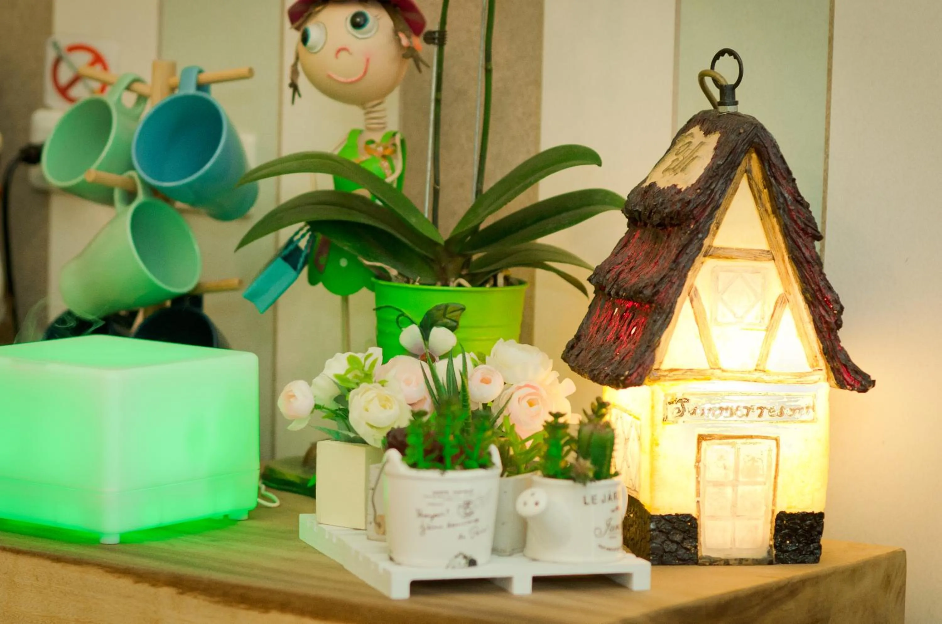 Decorative detail in Avenue B&B