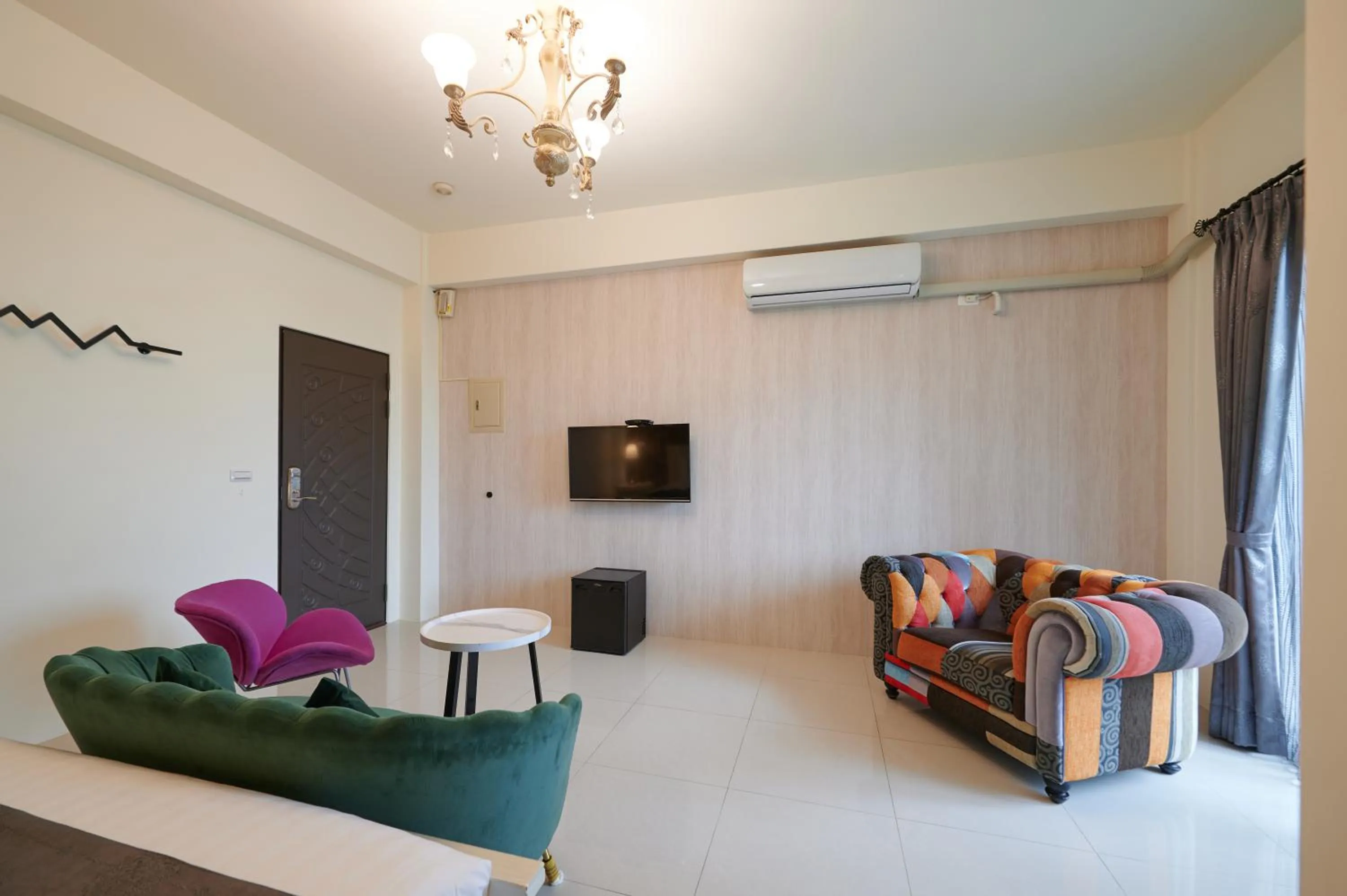 Bedroom in Avenue B&B