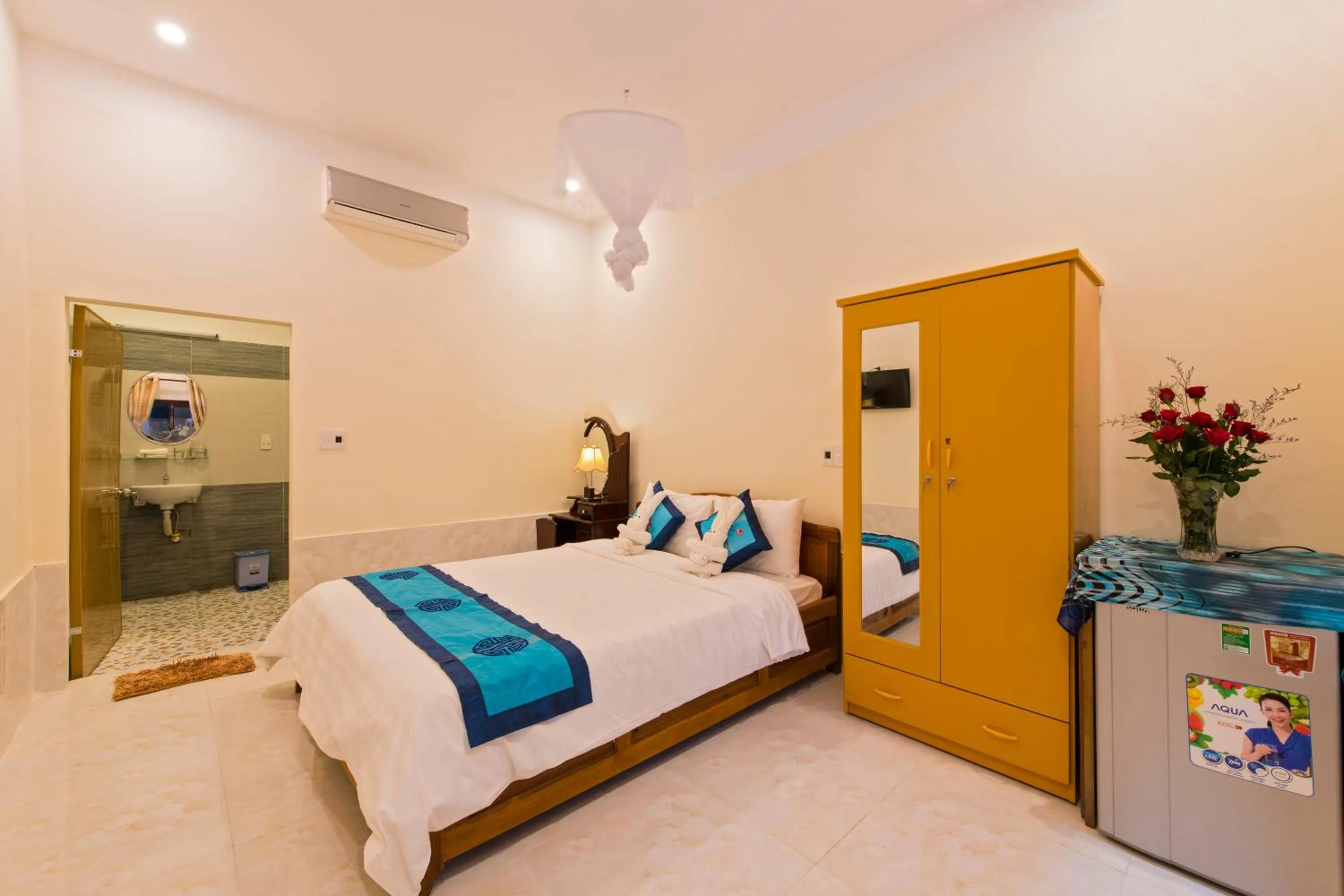 Bed in Bougain Villeas Homestay