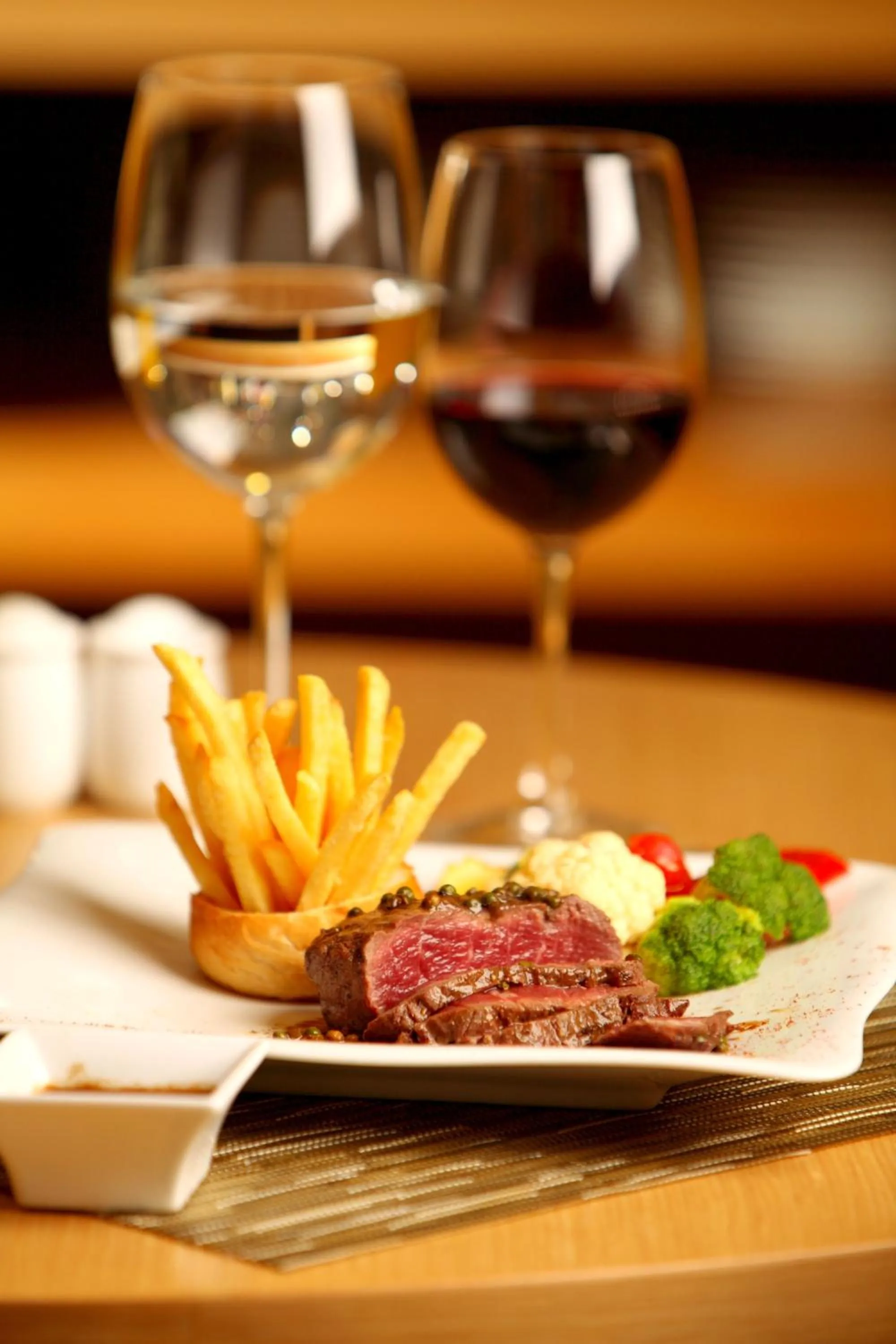 Food and drinks in Liberty Central Saigon Centre Hotel