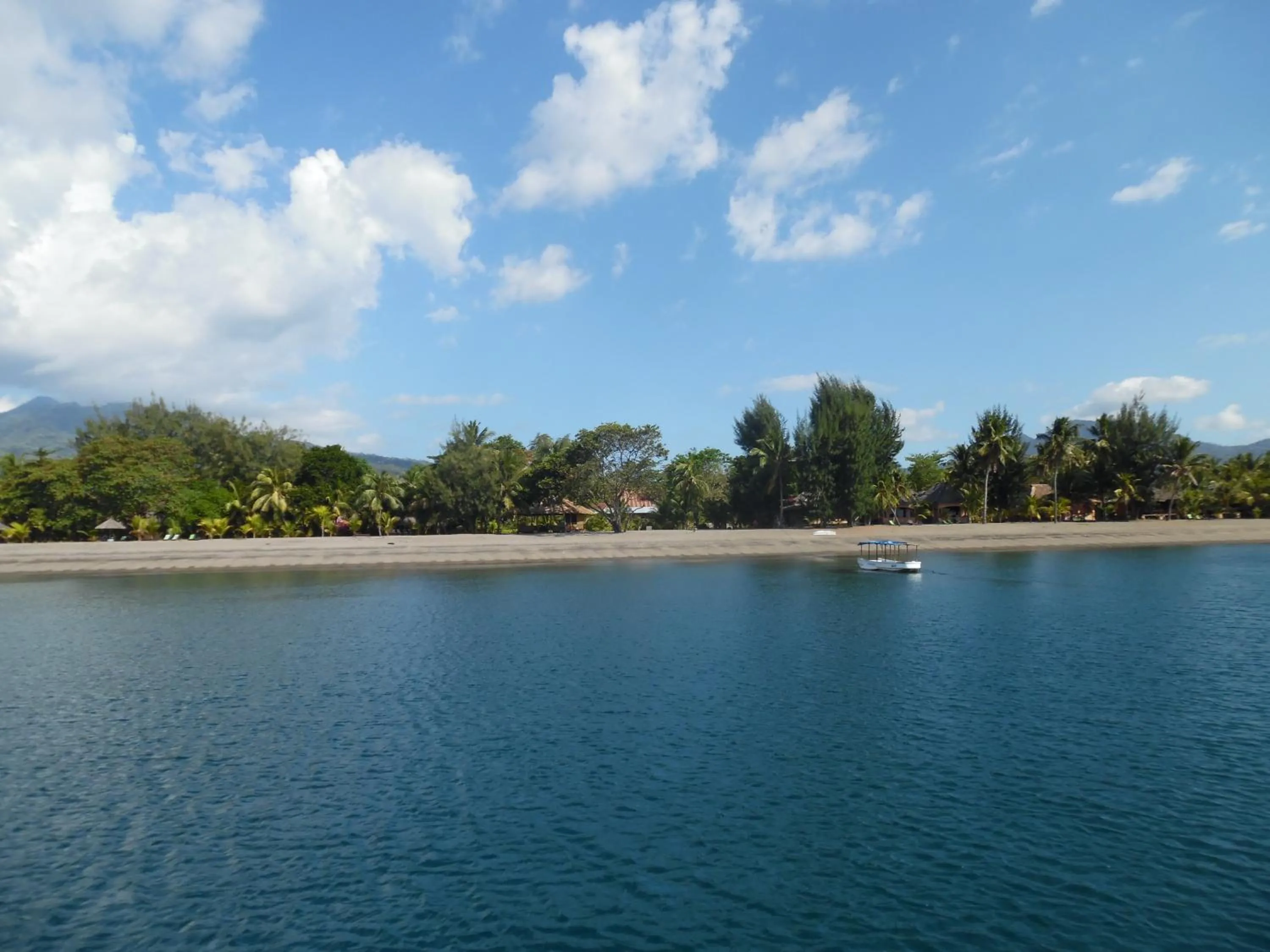 Snorkeling in Sea World Club Beach Resort & Dive Center, RESORT THAT SUPPORTS THE POOR