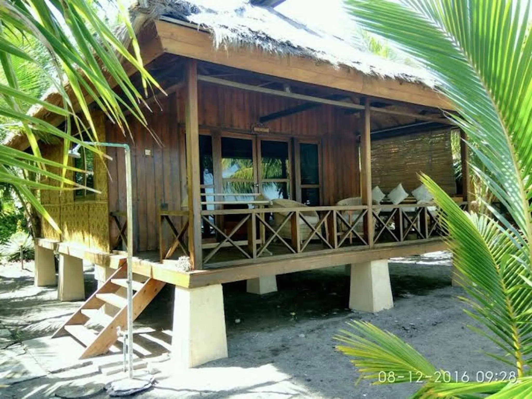 Shower in Sea World Club Beach Resort & Dive Center, RESORT THAT SUPPORTS THE POOR