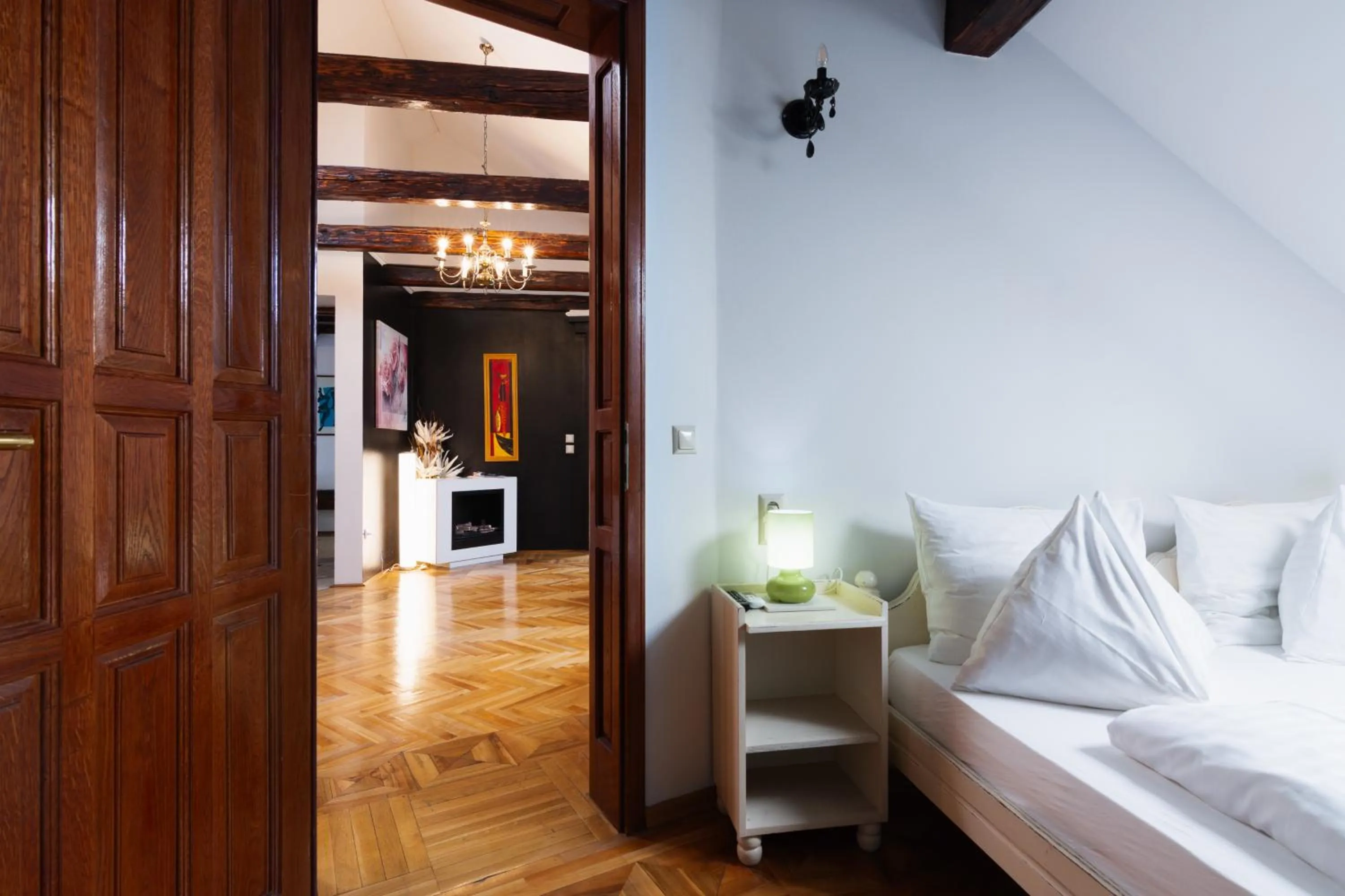 Living room, Bed in EKONO By Leva Hotel Strasser