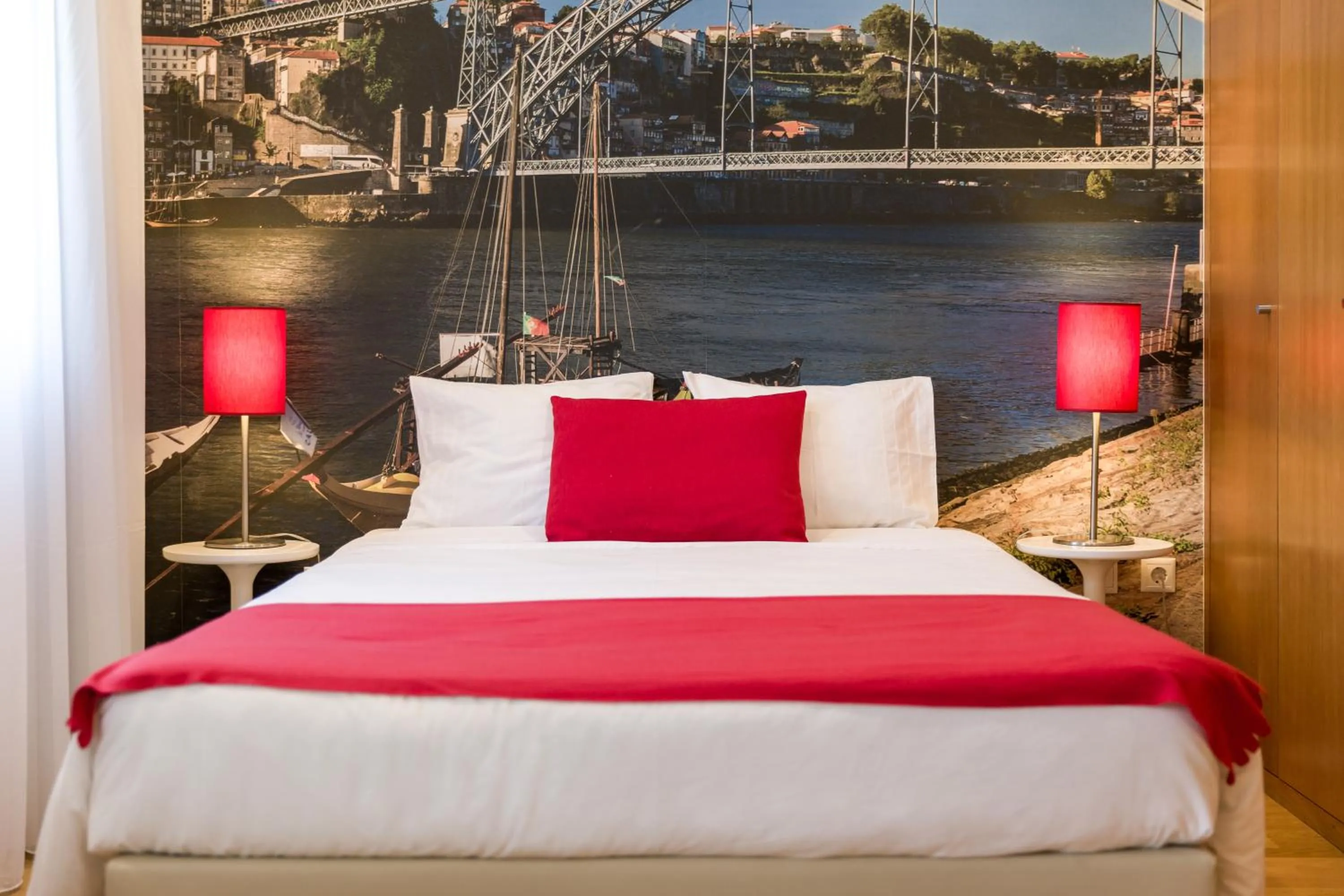 Bed in BRA.com Apartments Oporto Bonfim
