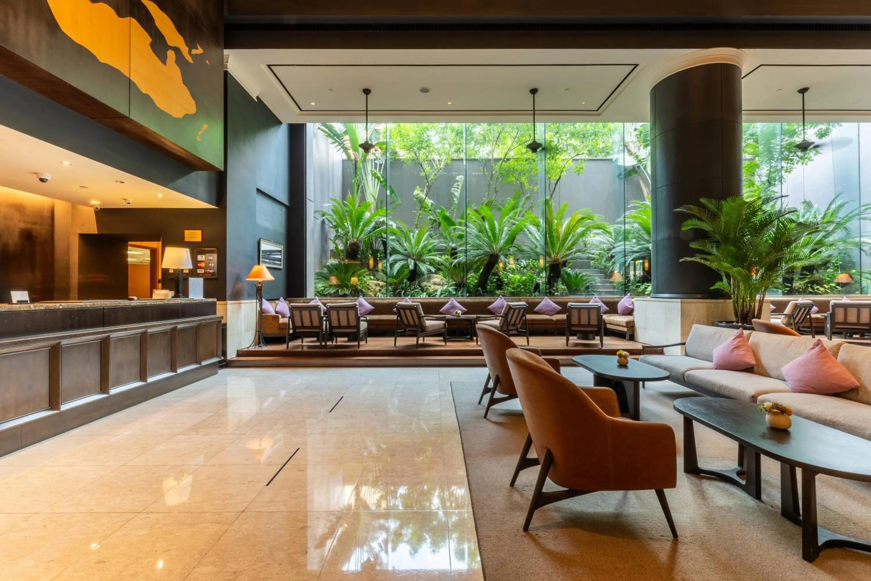 Lobby or reception in Hôtel du Parc Hanoï