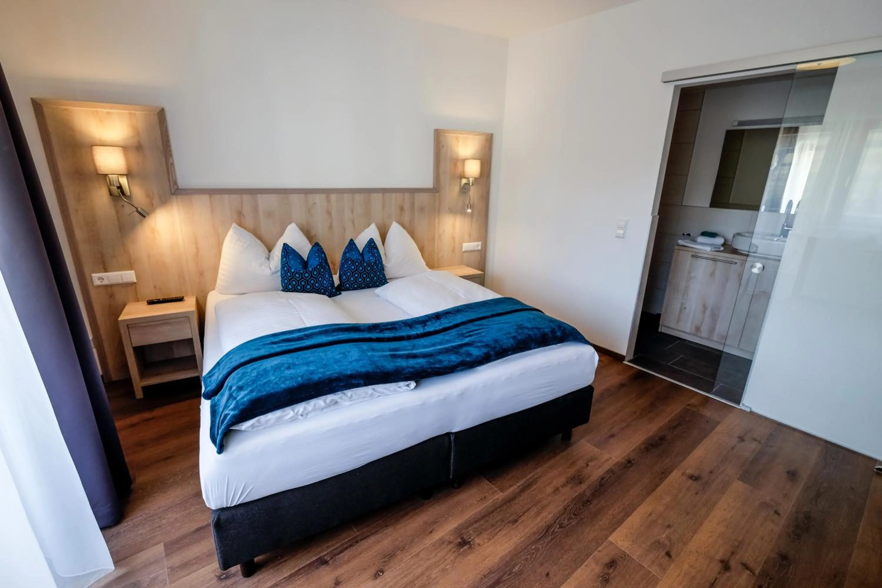 Bedroom, Bed in Haus Karnia Appartements & Zimmer