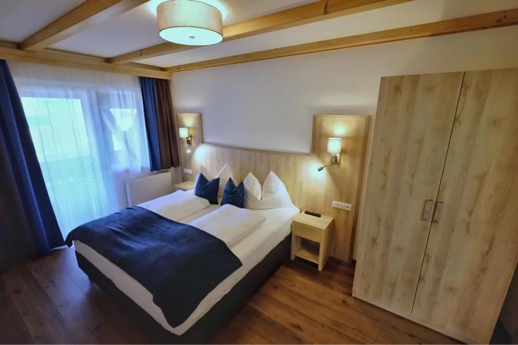 Bedroom, Bed in Haus Karnia Appartements & Zimmer