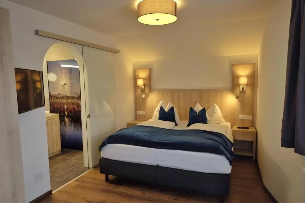 Bedroom, Bed in Haus Karnia Appartements & Zimmer