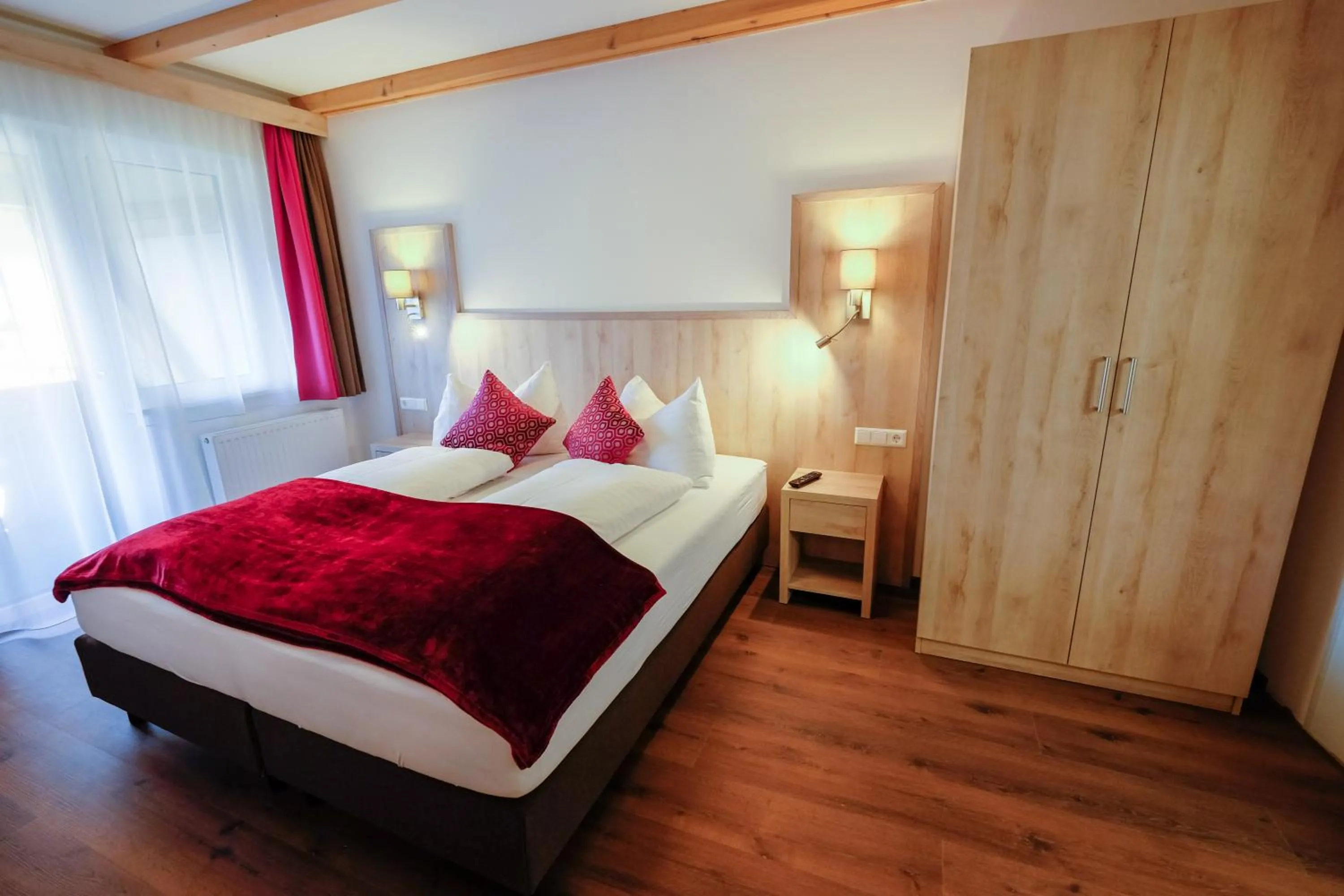 Bedroom, Bed in Haus Karnia Appartements & Zimmer