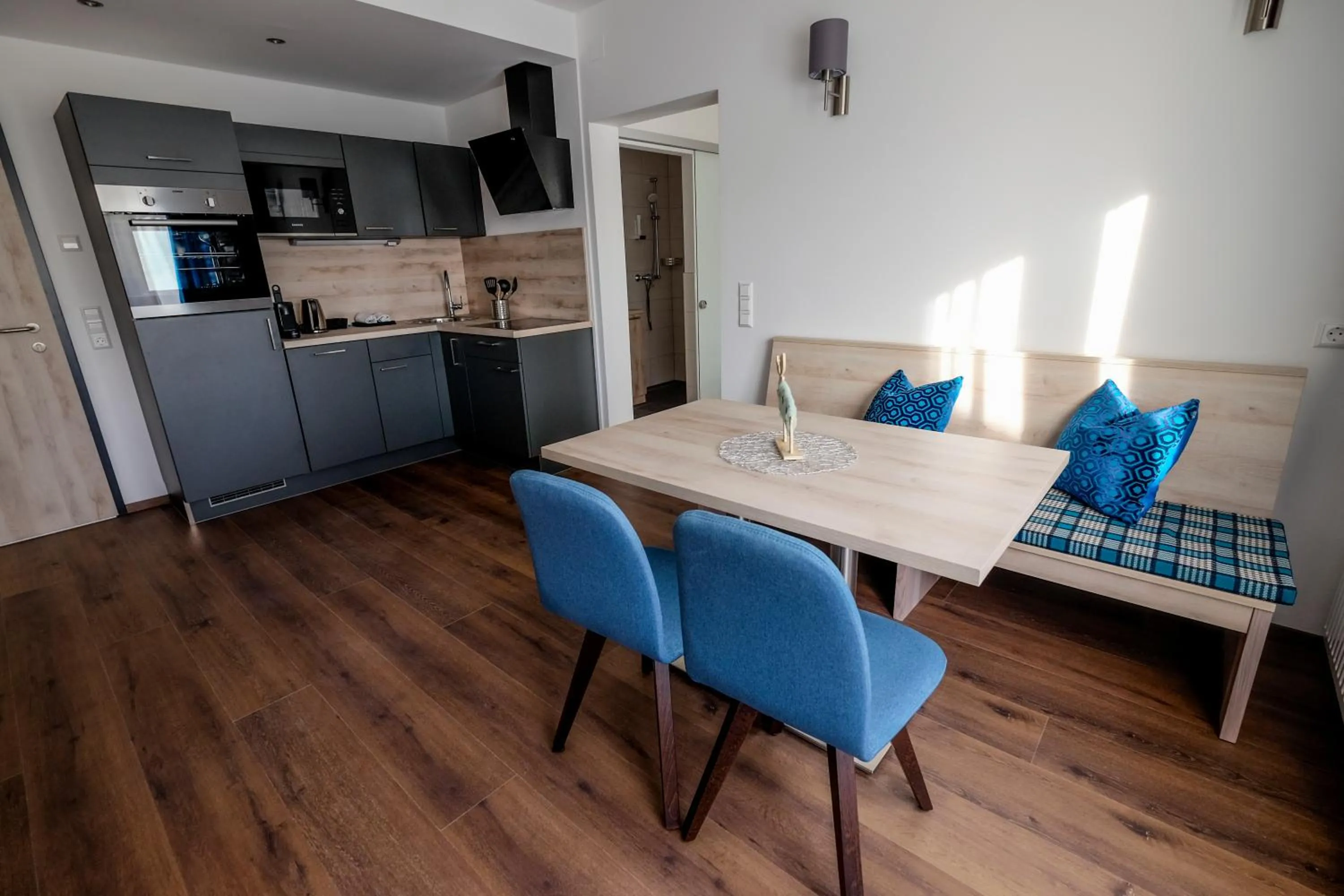 Kitchen or kitchenette in Haus Karnia Appartements & Zimmer