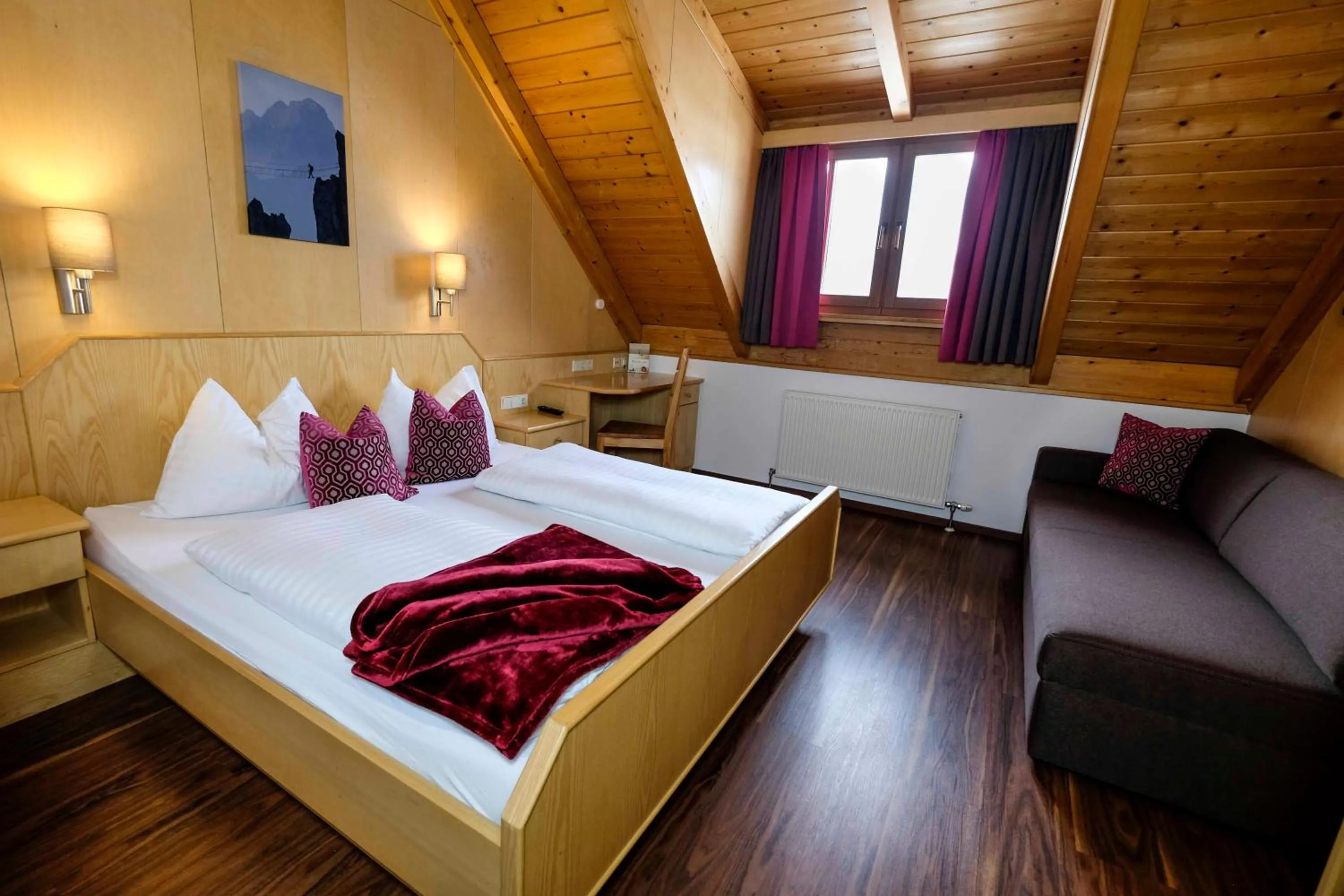 Photo of the whole room, Bed in Haus Karnia Appartements & Zimmer