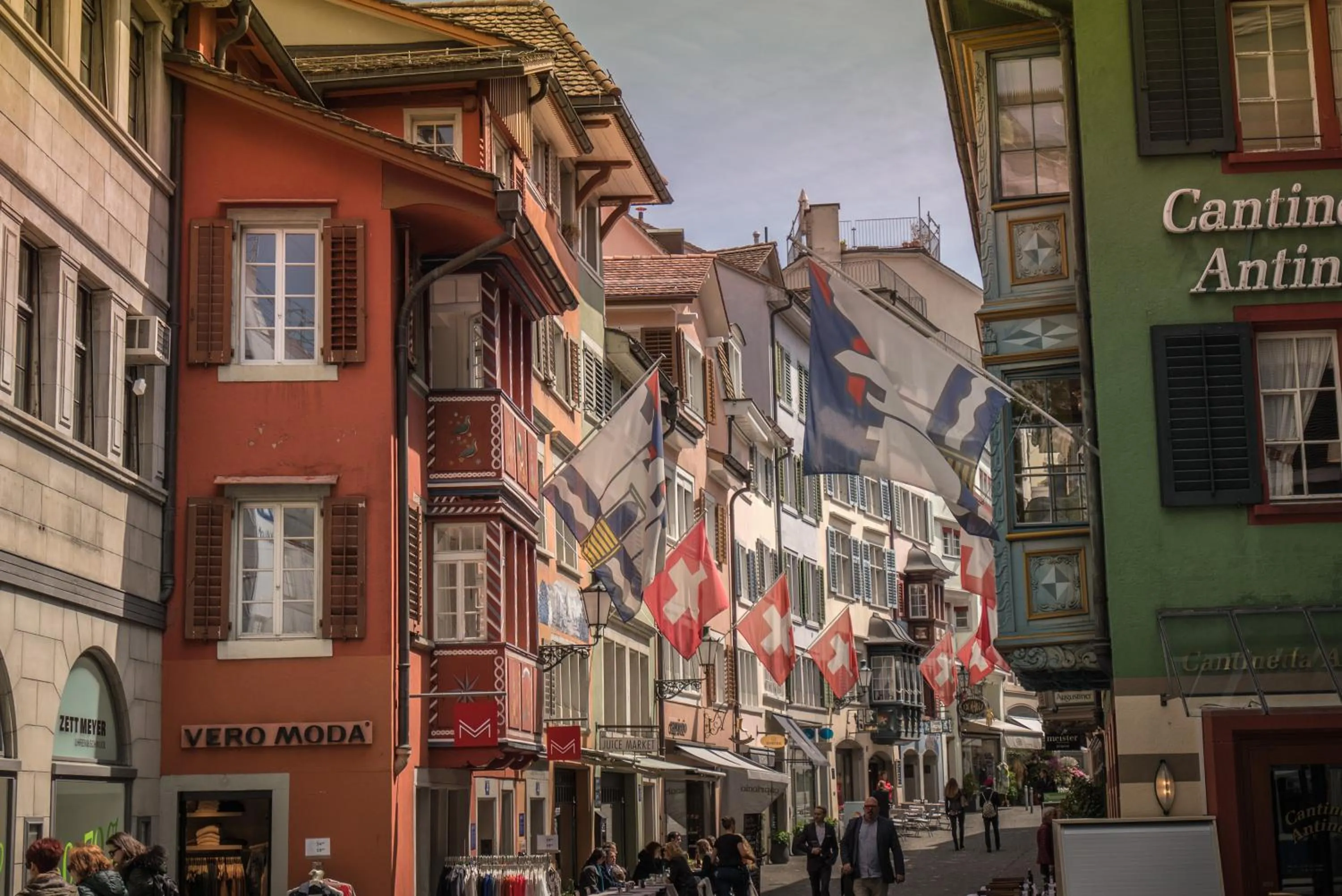 Nearby landmark in Löwenplatz Apartment near Station by Airhome