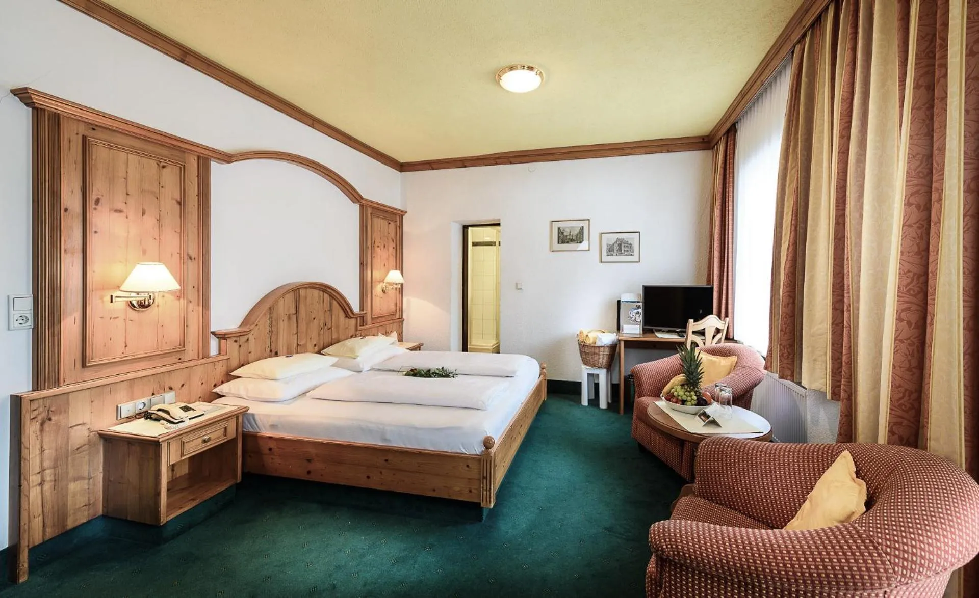 Photo of the whole room, Bed in Alpenpark Resort Superior