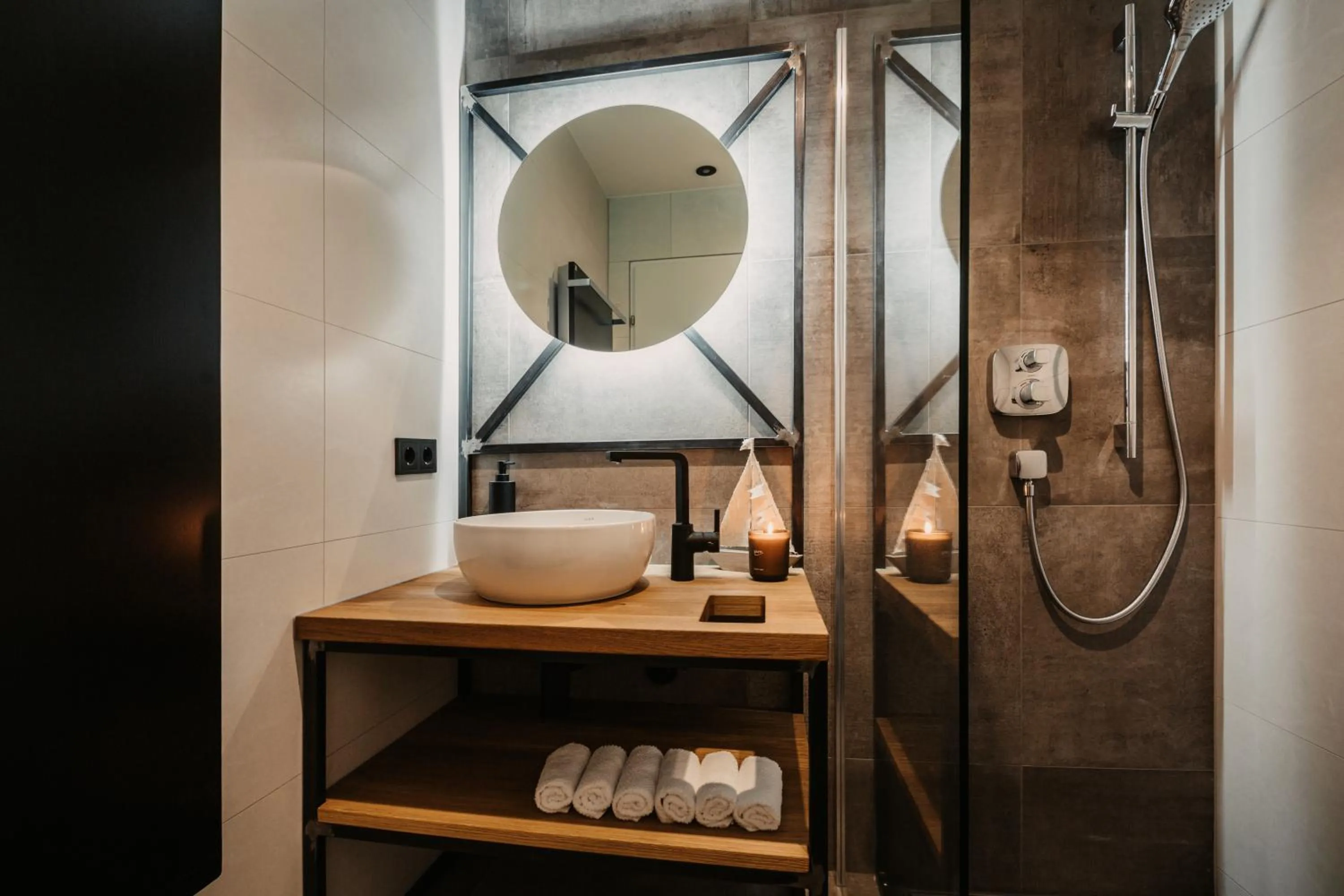 Shower in Alpina Wagrain