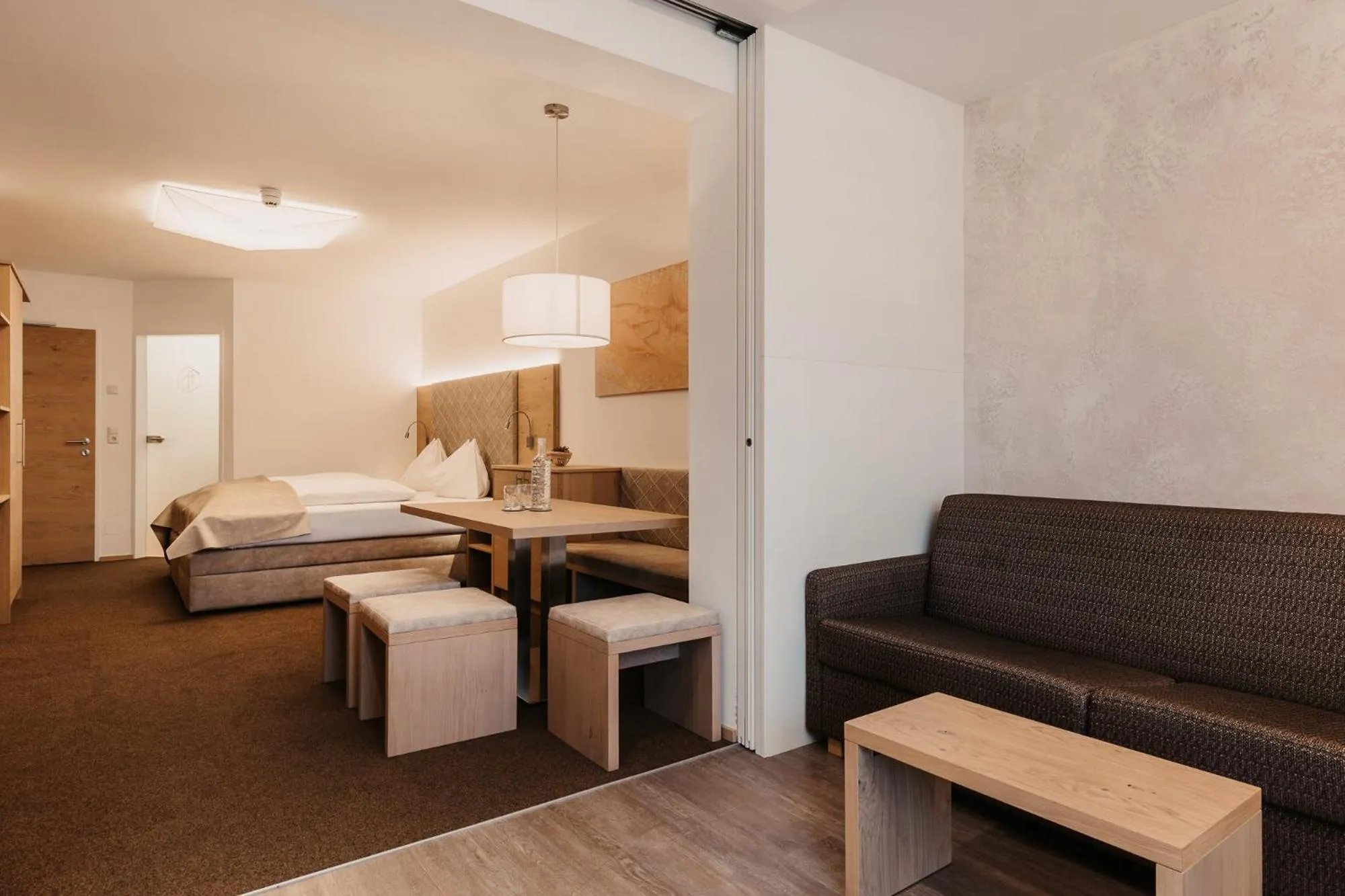 Photo of the whole room, Bed in Alpina Wagrain