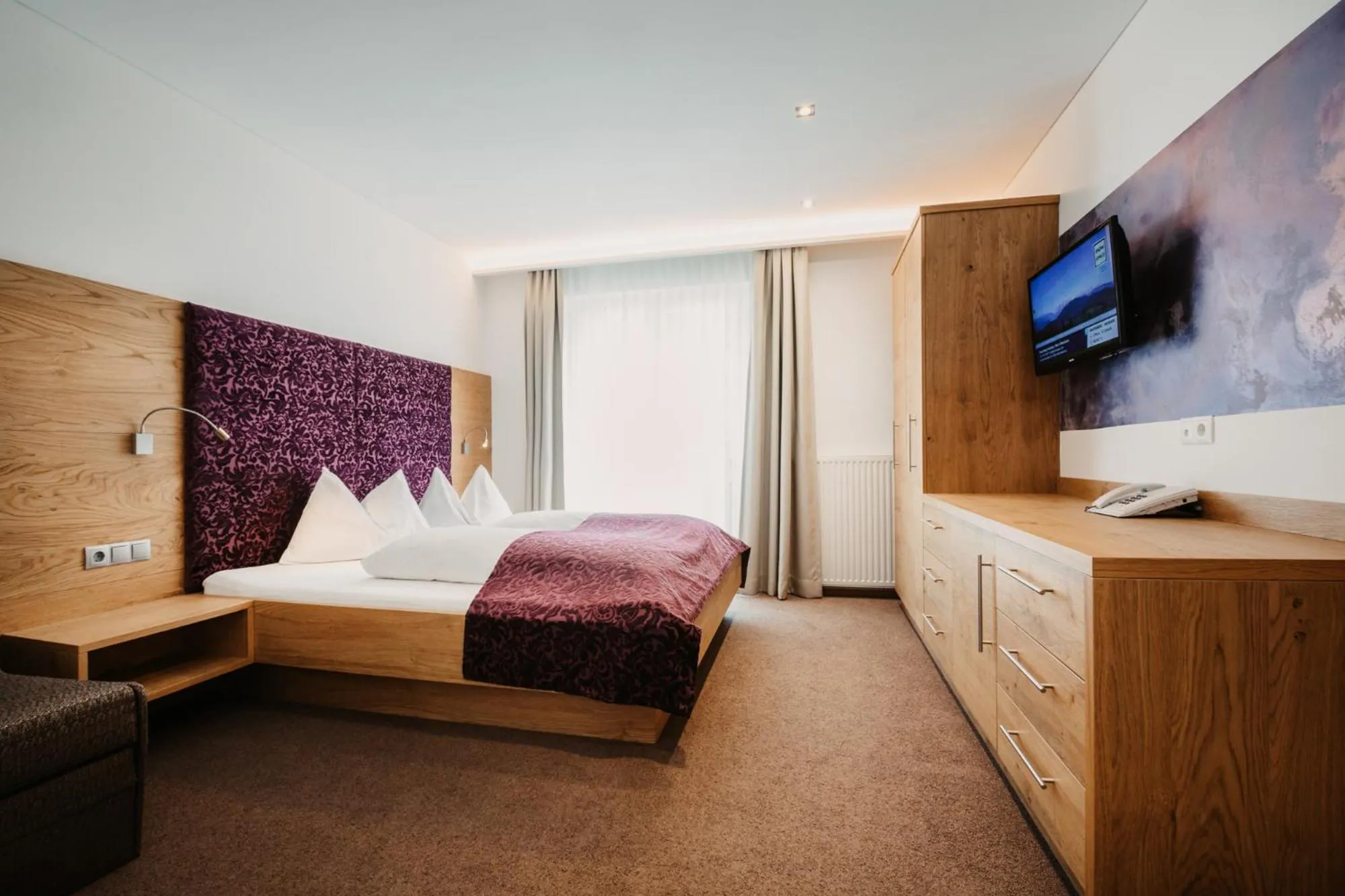 Photo of the whole room, Bed in Alpina Wagrain