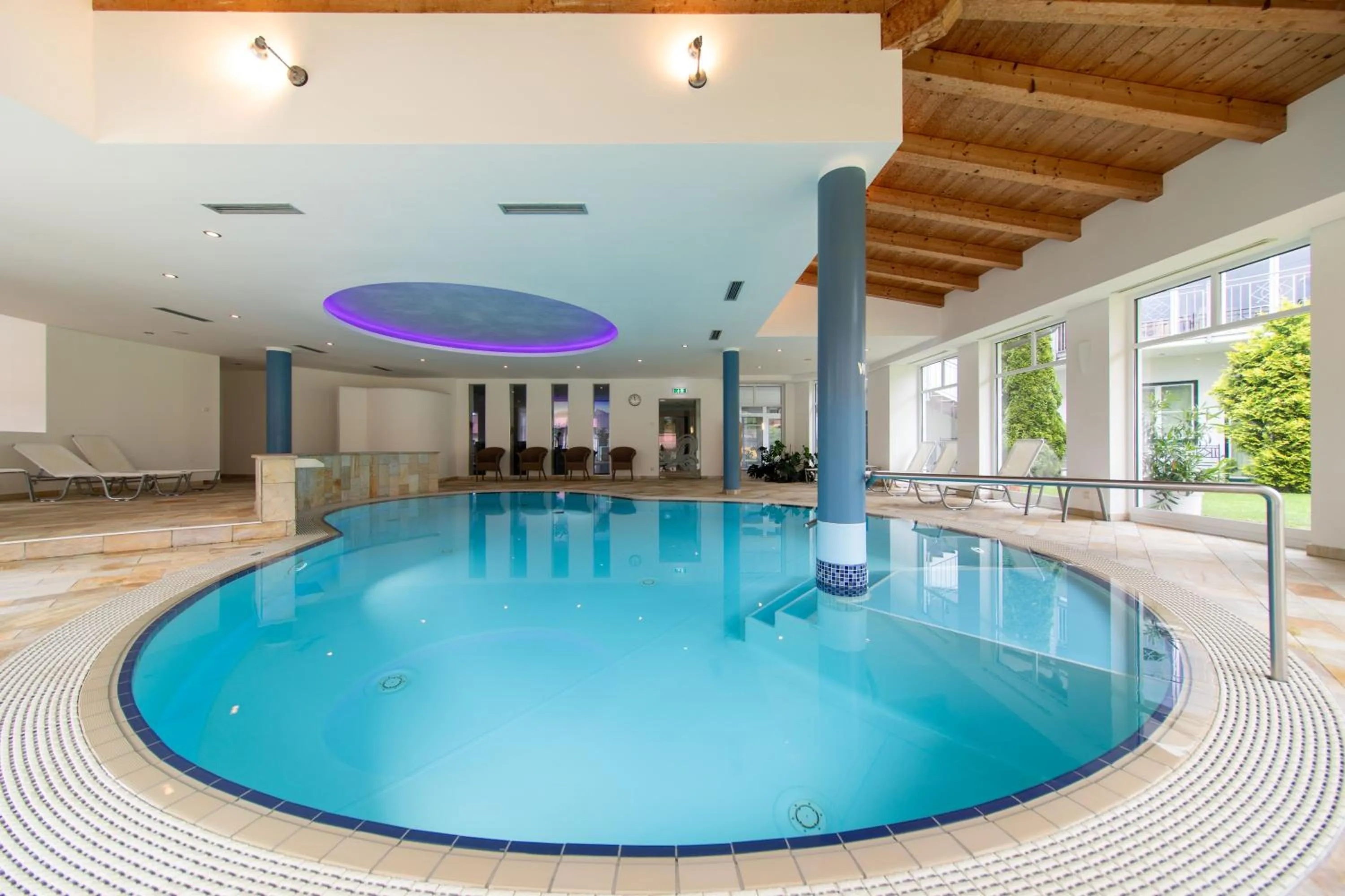 Swimming pool in Alpina Wagrain