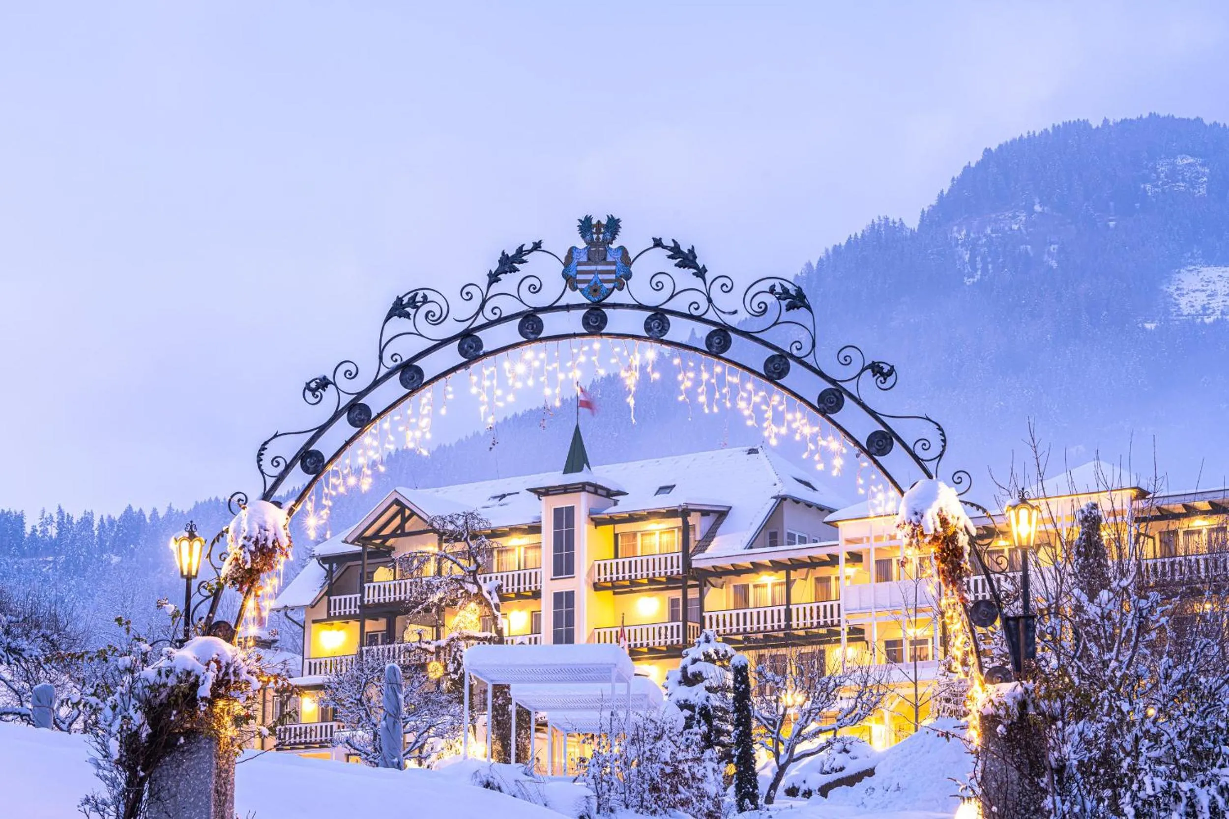 Property building in Das Moerisch