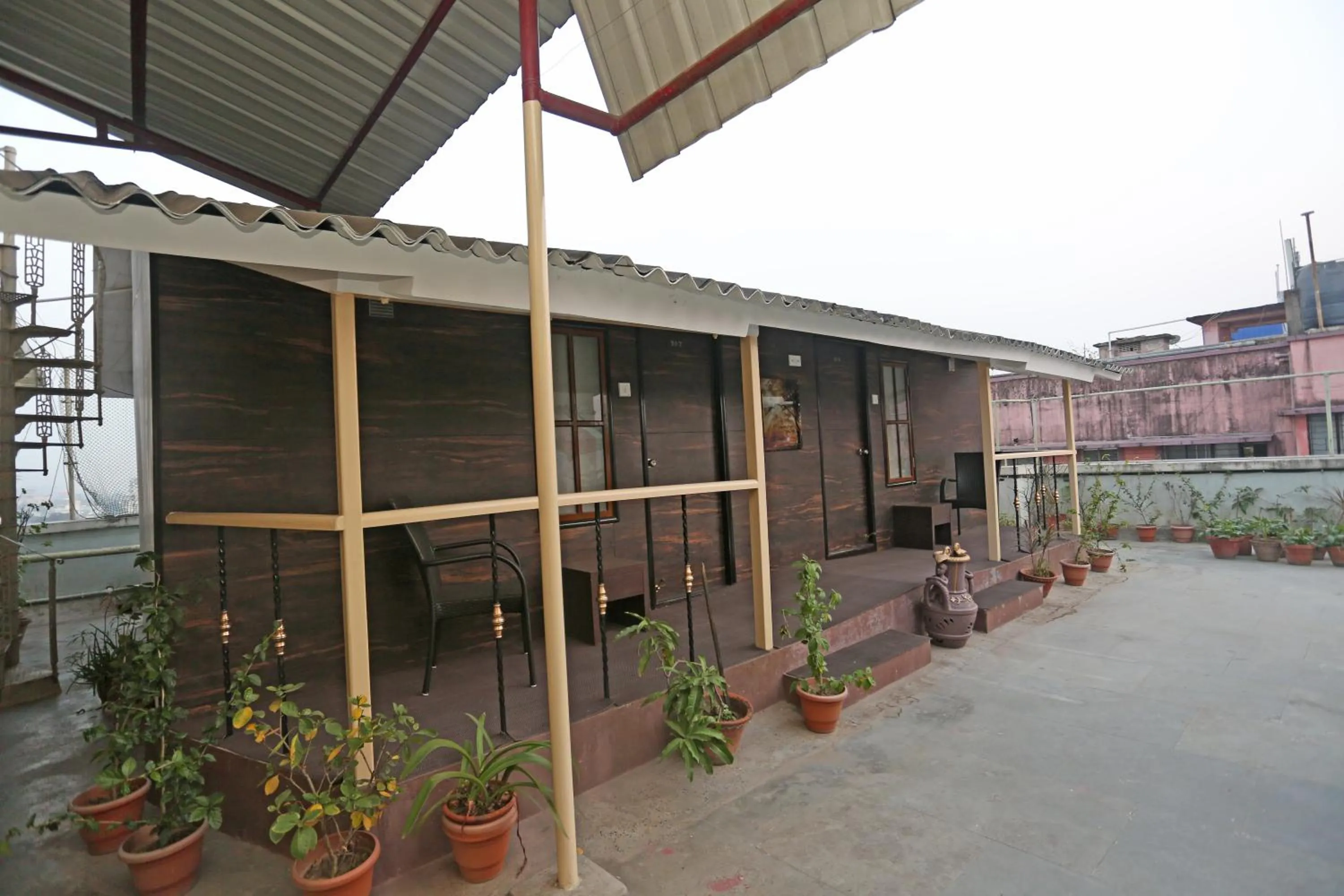 Property building in Hotel Rushabh Home