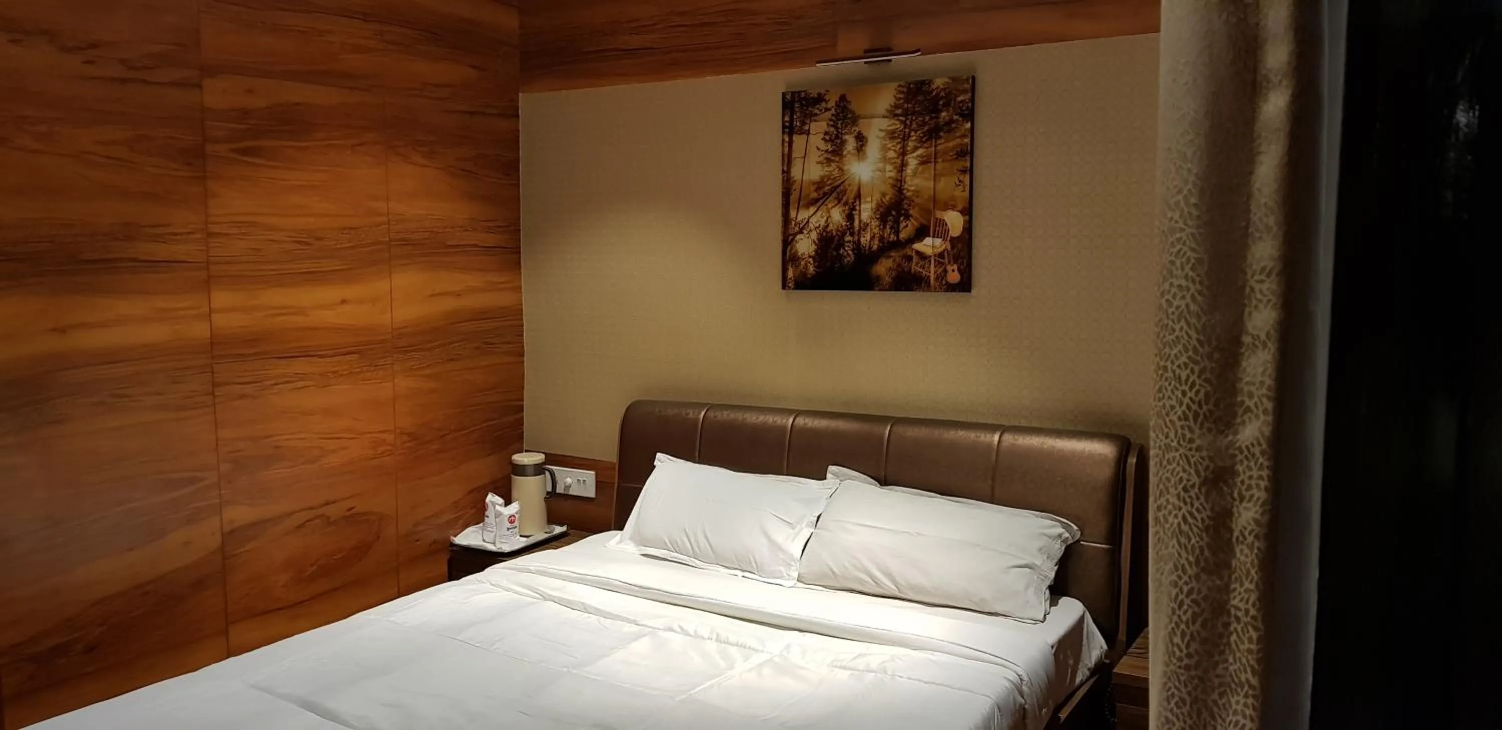 Bedroom, Bed in Hotel Rushabh Home