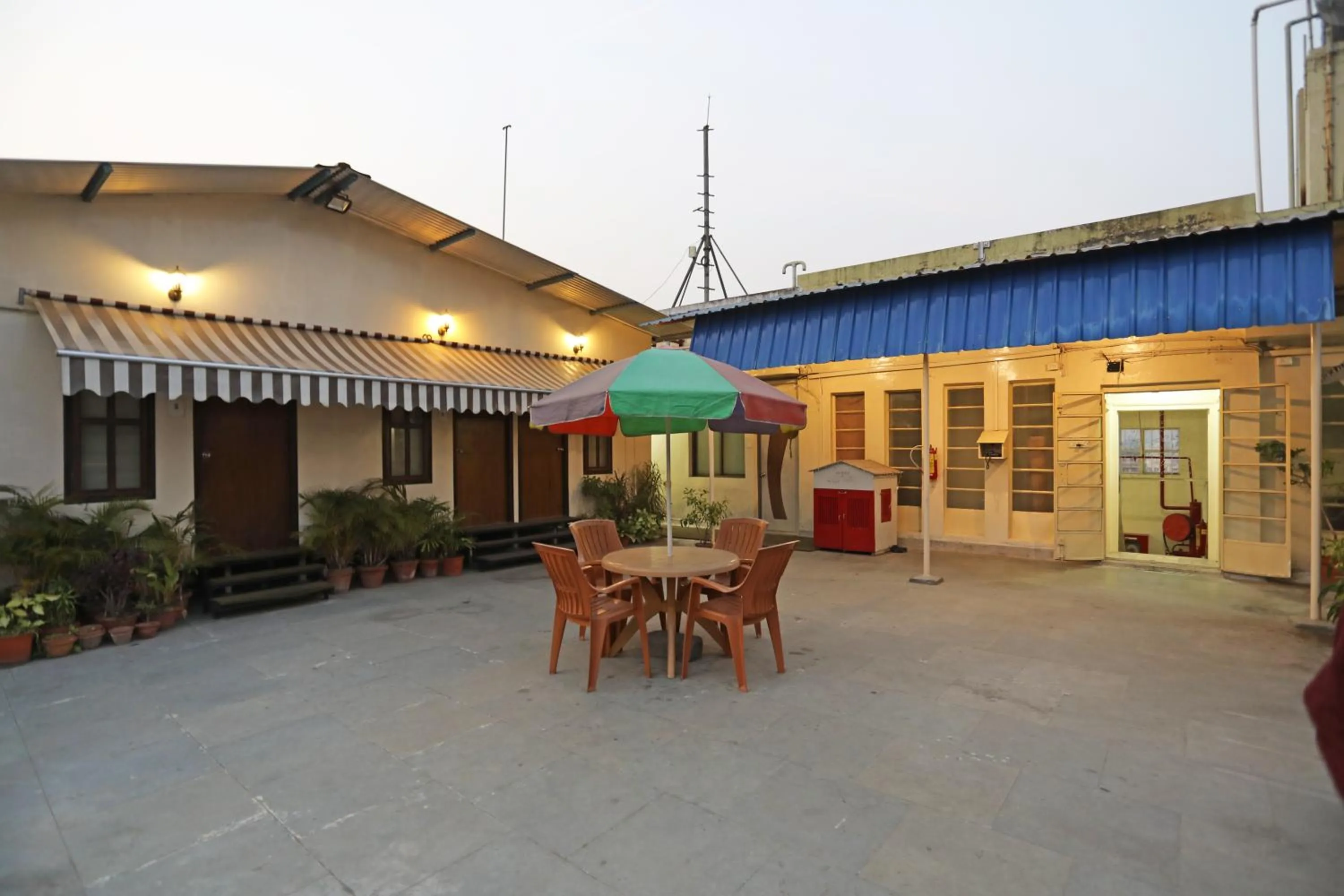 Property building in Hotel Rushabh Home