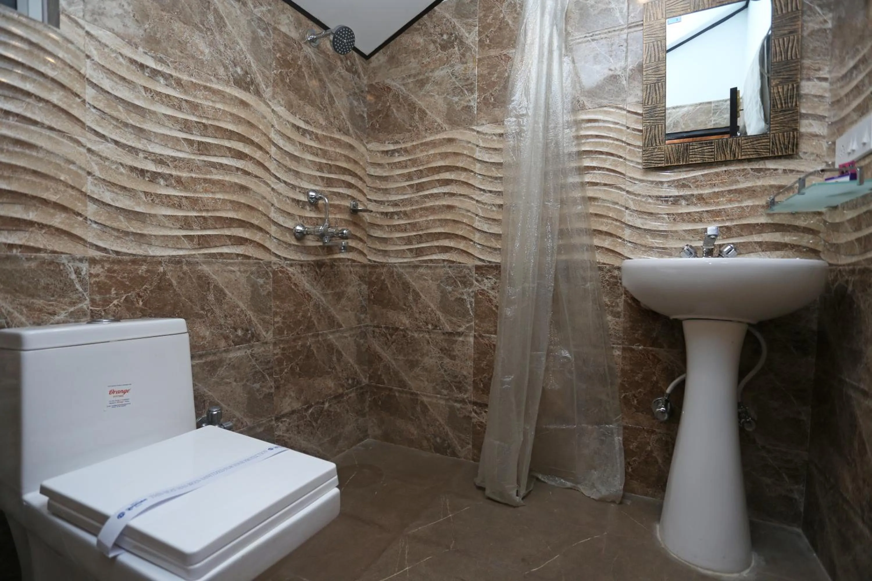 Bathroom in Hotel Rushabh Home