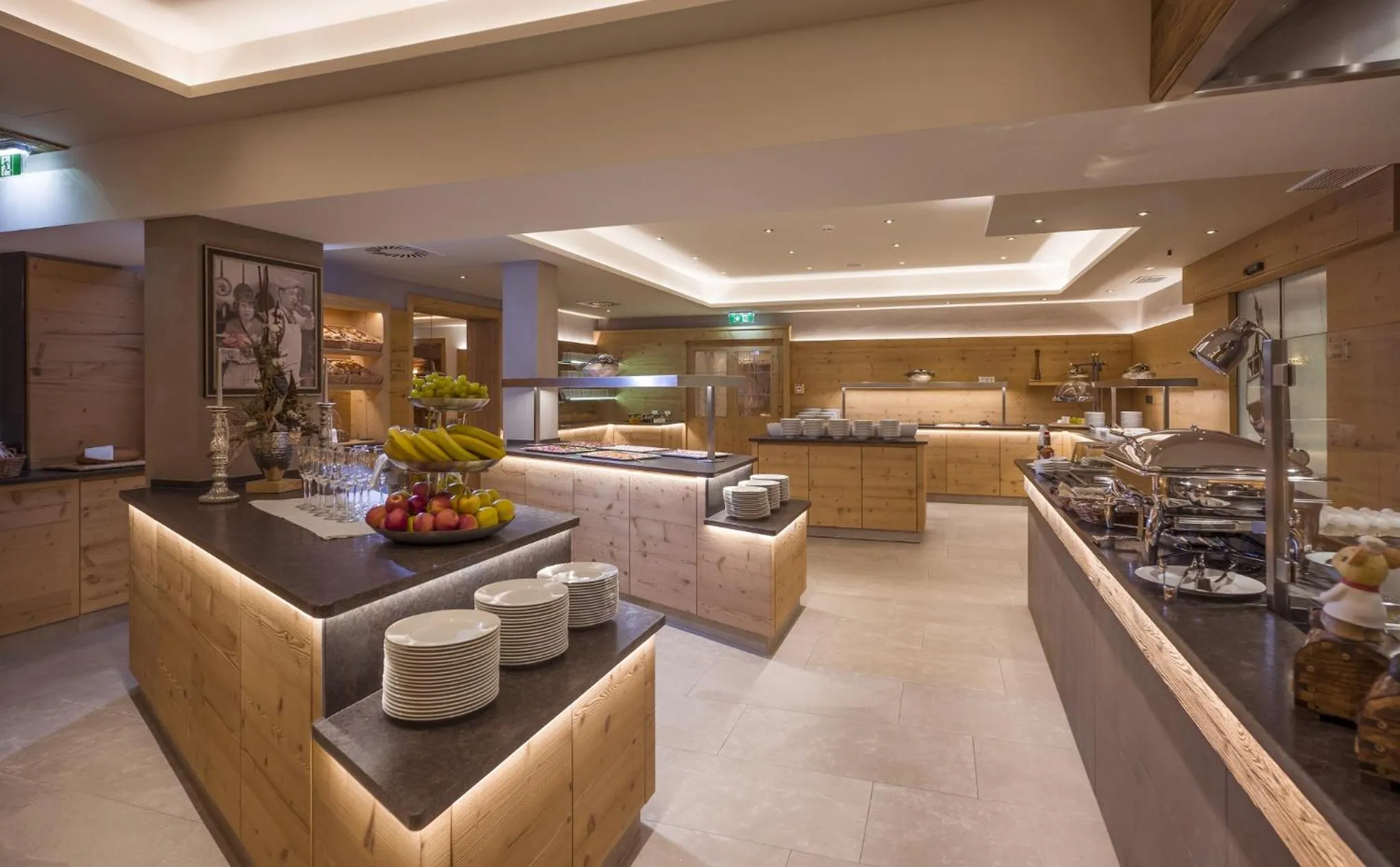 Restaurant/places to eat in Hotel Zentral ****superior