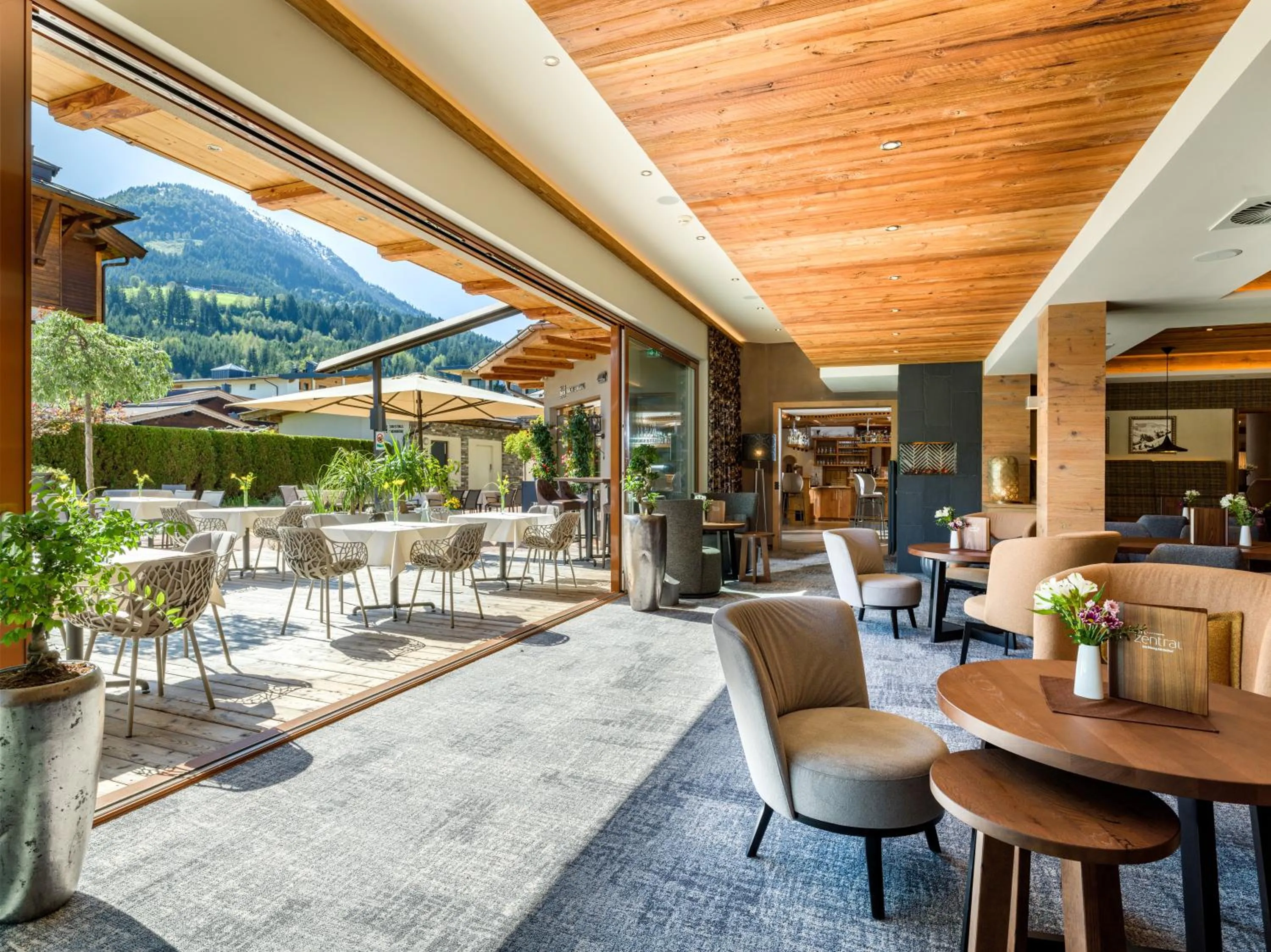 Lounge or bar in Hotel Zentral ****superior