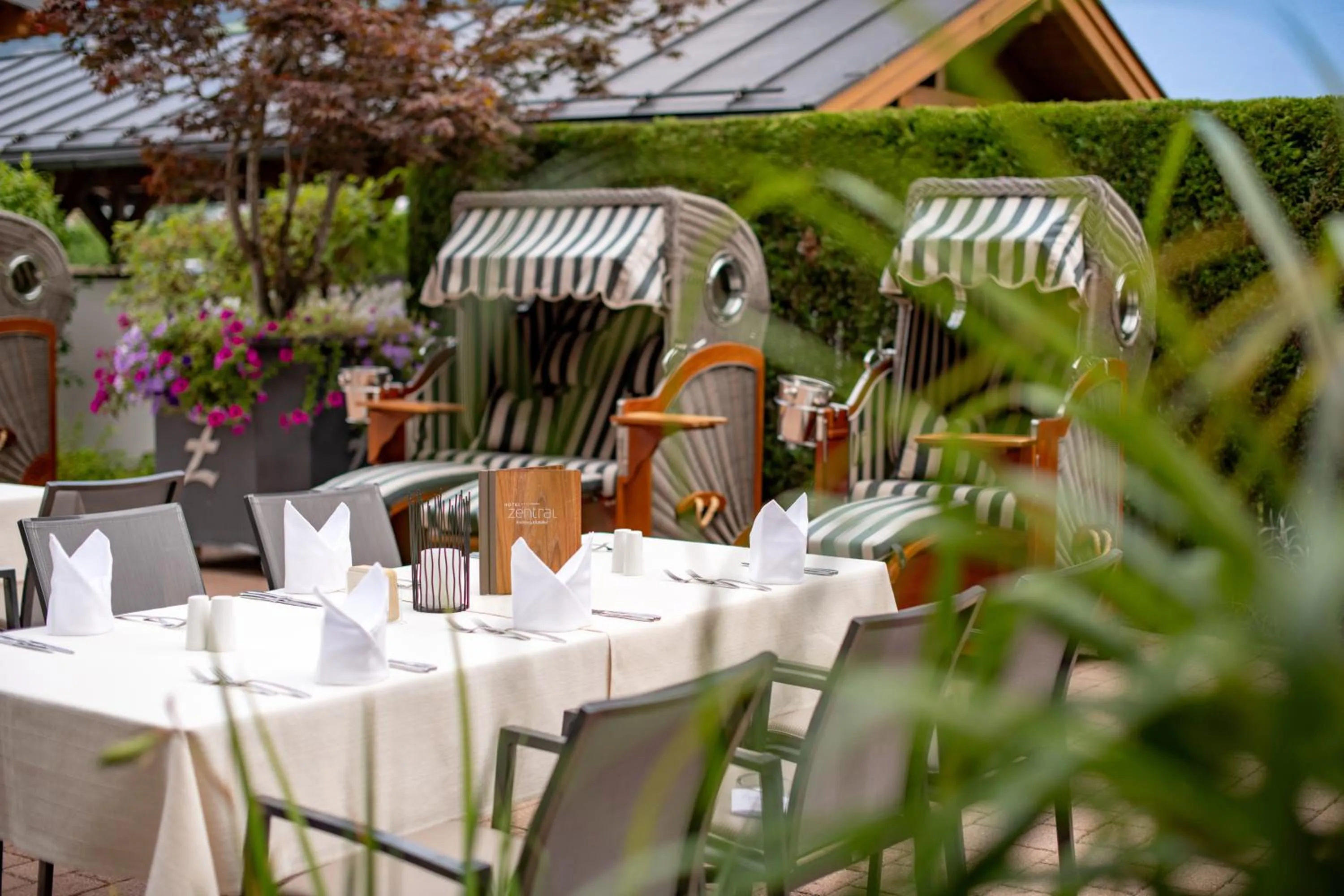 Restaurant/places to eat in Hotel Zentral ****superior