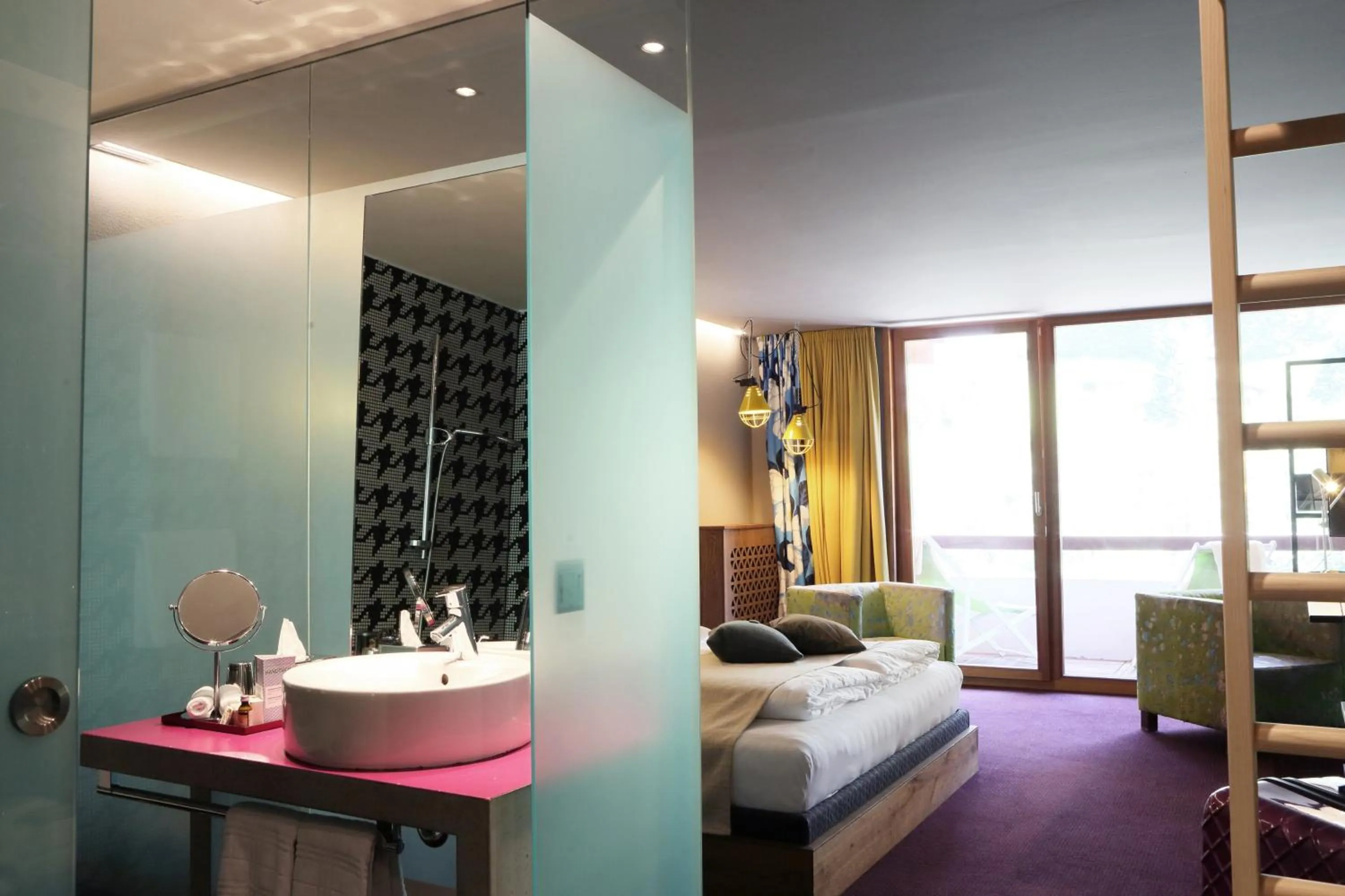 Photo of the whole room, Bed in Walliserhof