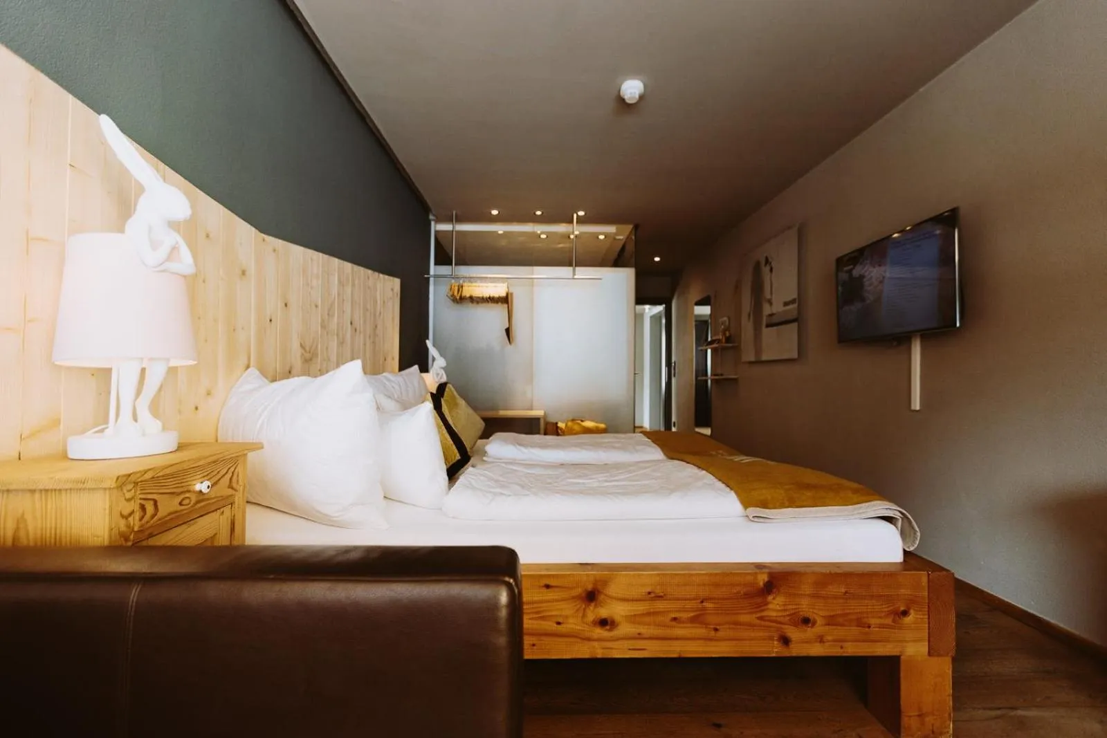 Photo of the whole room, Bed in Walliserhof