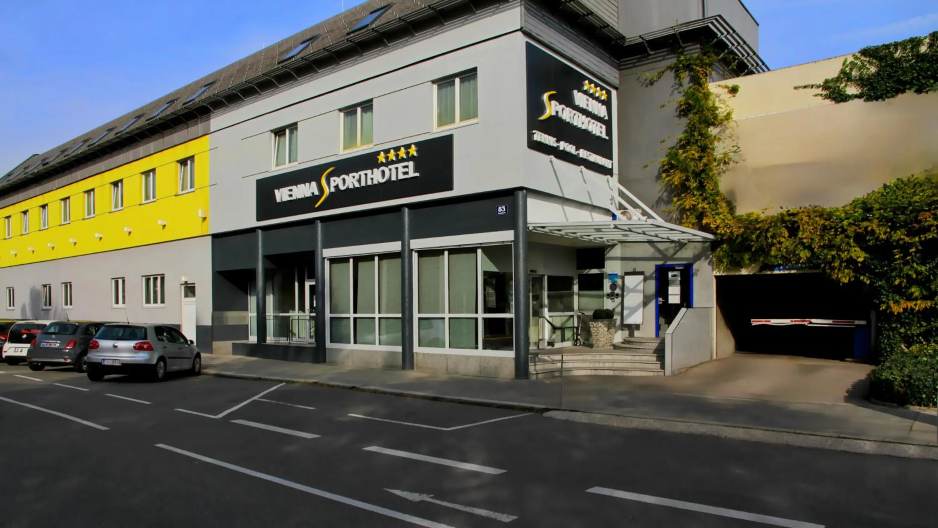 Property building in Vienna Sporthotel