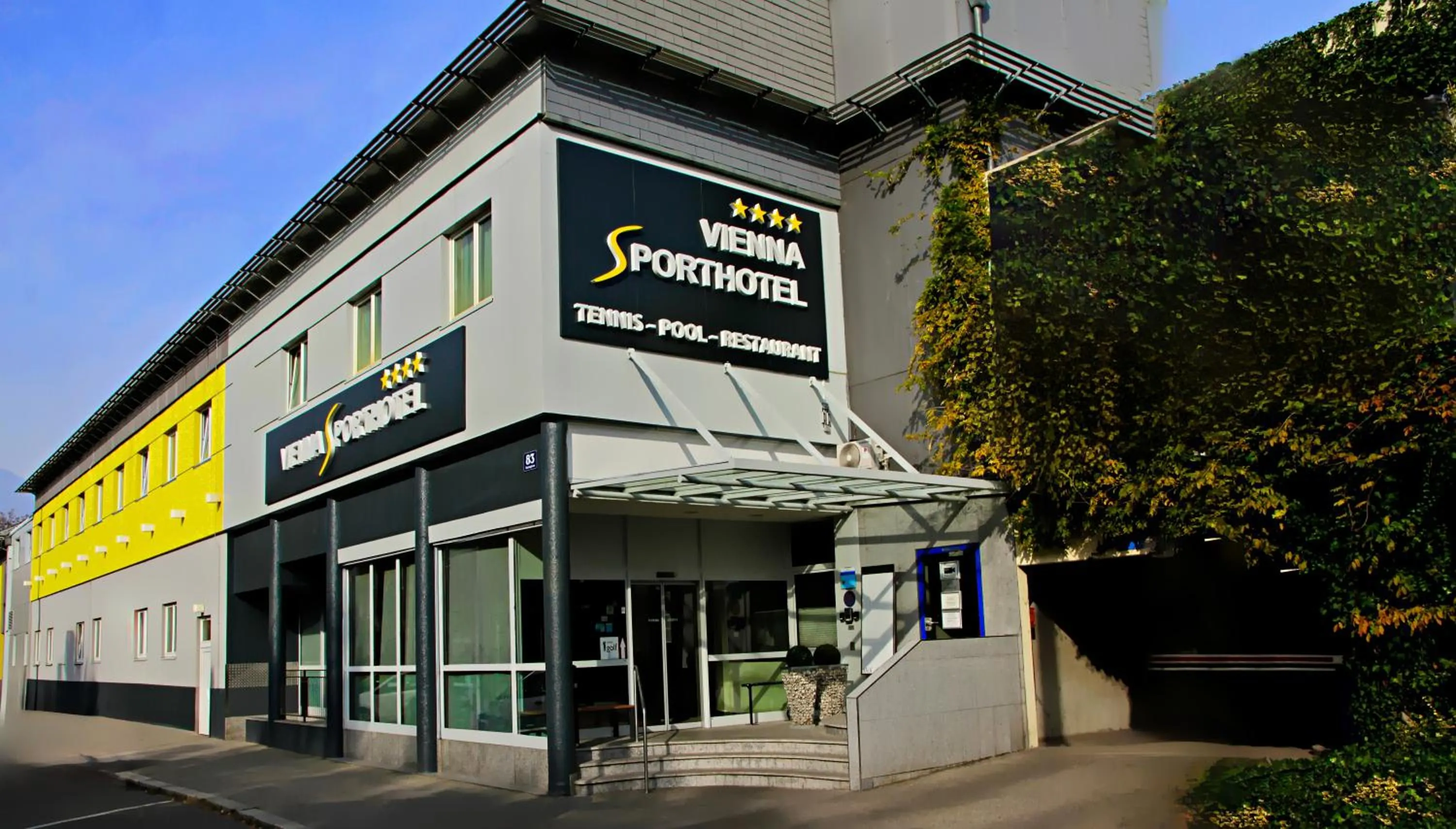 Property building in Vienna Sporthotel