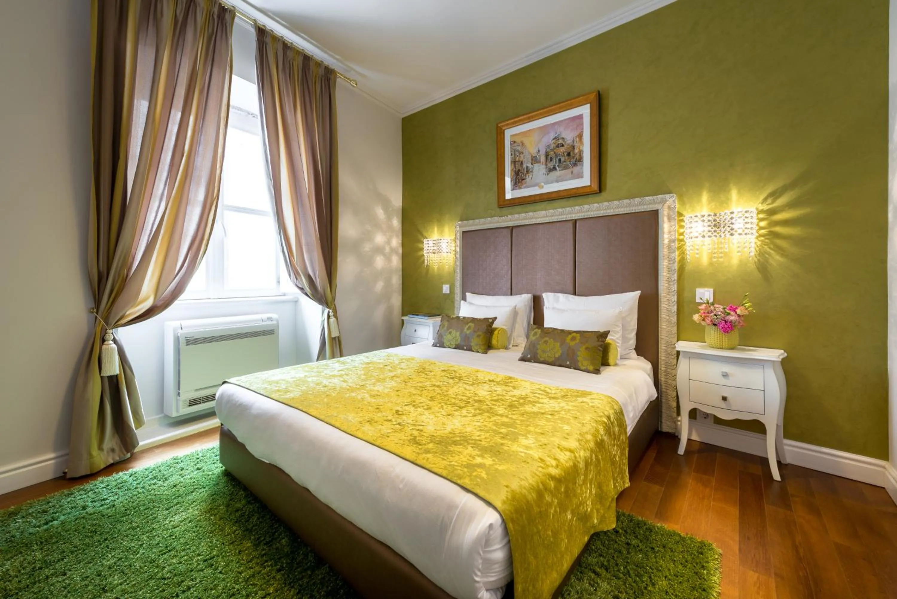 Bedroom, Bed in Dominus Little Palace